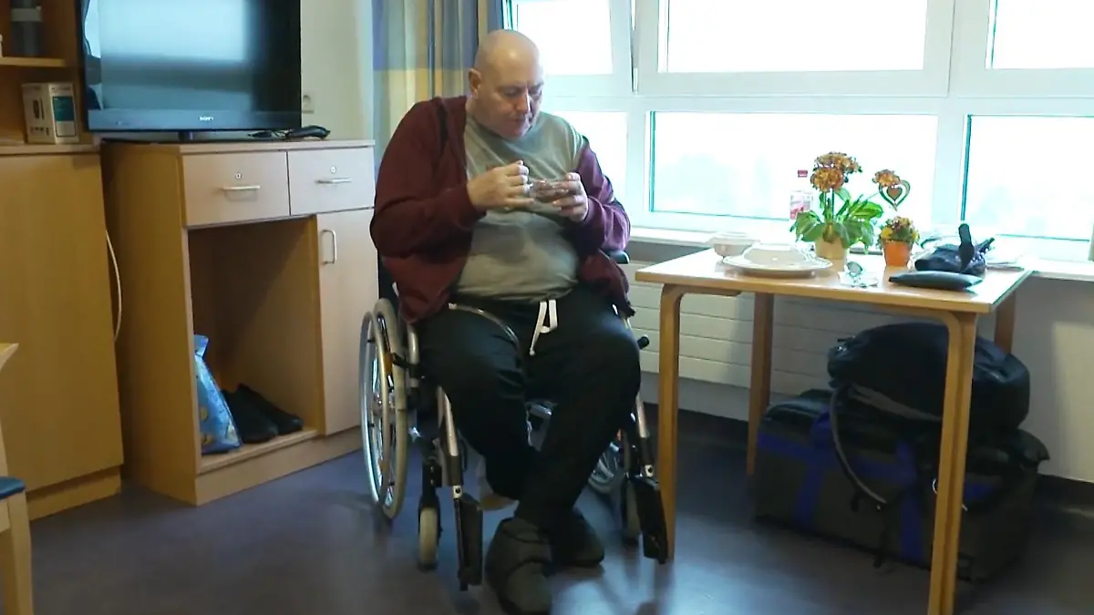 Bogdan S. Frankfurt von SUV überfahren Rollstuhl