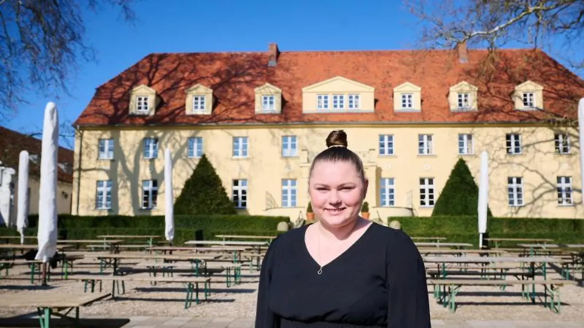 Annette Riedl