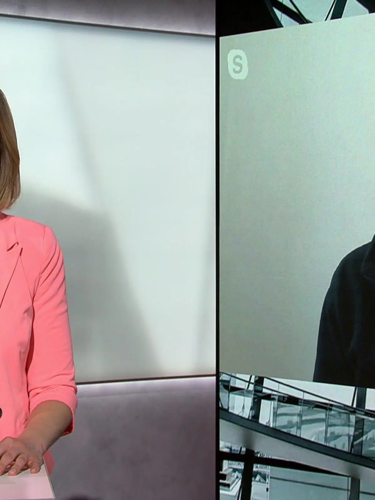 Nele Balgo spricht mit Pavlo Titko