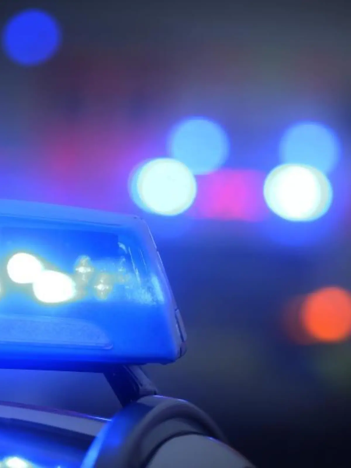 Polizeiauto mit Blauchlicht