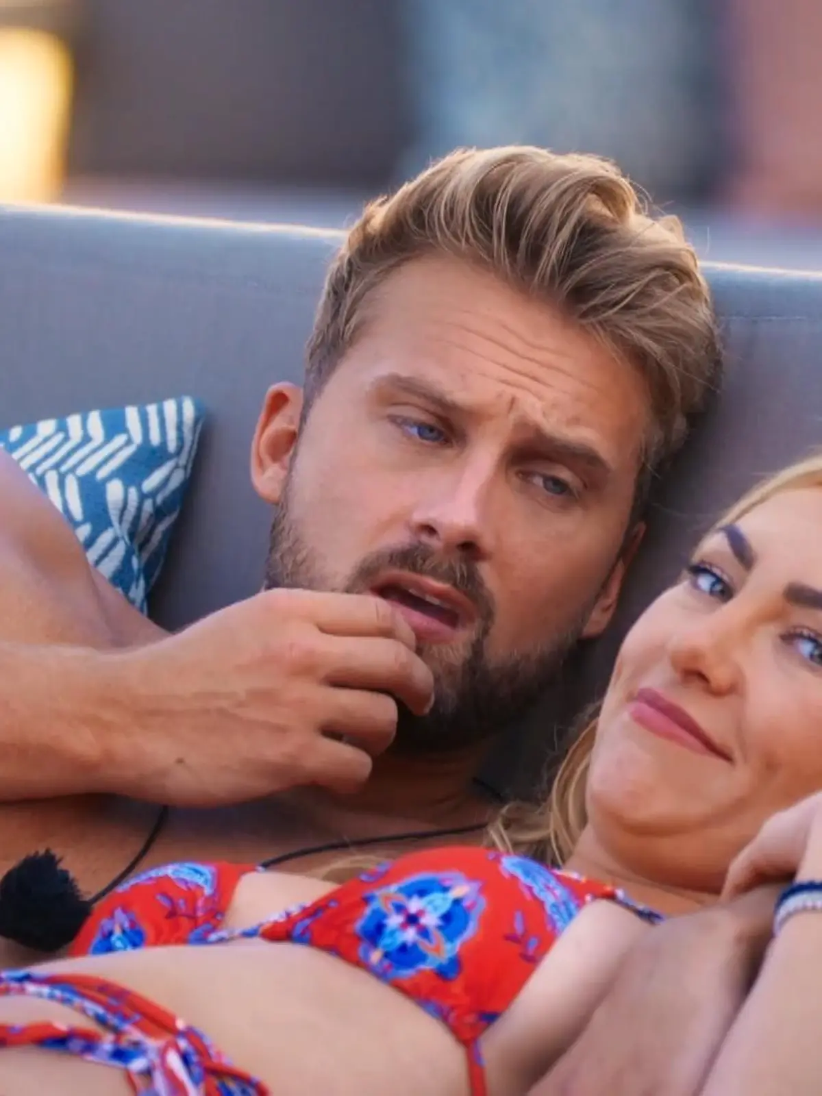 Dominik und Jana-Maria flirten beim Einzeldate