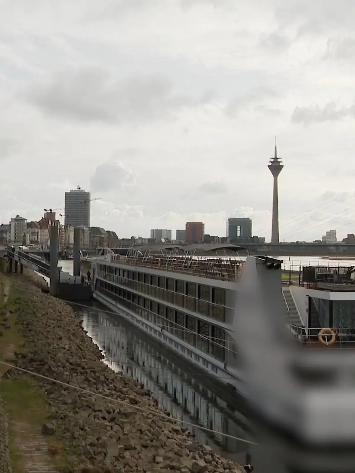 Bild zu: "Frau in Düsseldorf vergewaltigt"
