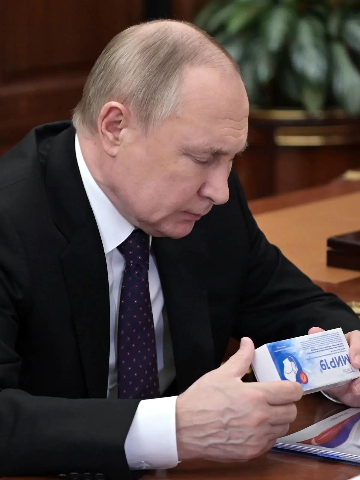 Russia Putin 8141200 15.03.2022 Russian President Vladimir Putin attends a meeting with Russian Federal Medical Biological Agency FMBA Head Veronika Skvortsova at the Moscow Kremlin, in Moscow, Russia. Mikhail Klimentyev / Sputnik Moscow Russia PUBLICATIONxINxGERxSUIxAUTxONLY Copyright: xMikhailxKlimentyevx 