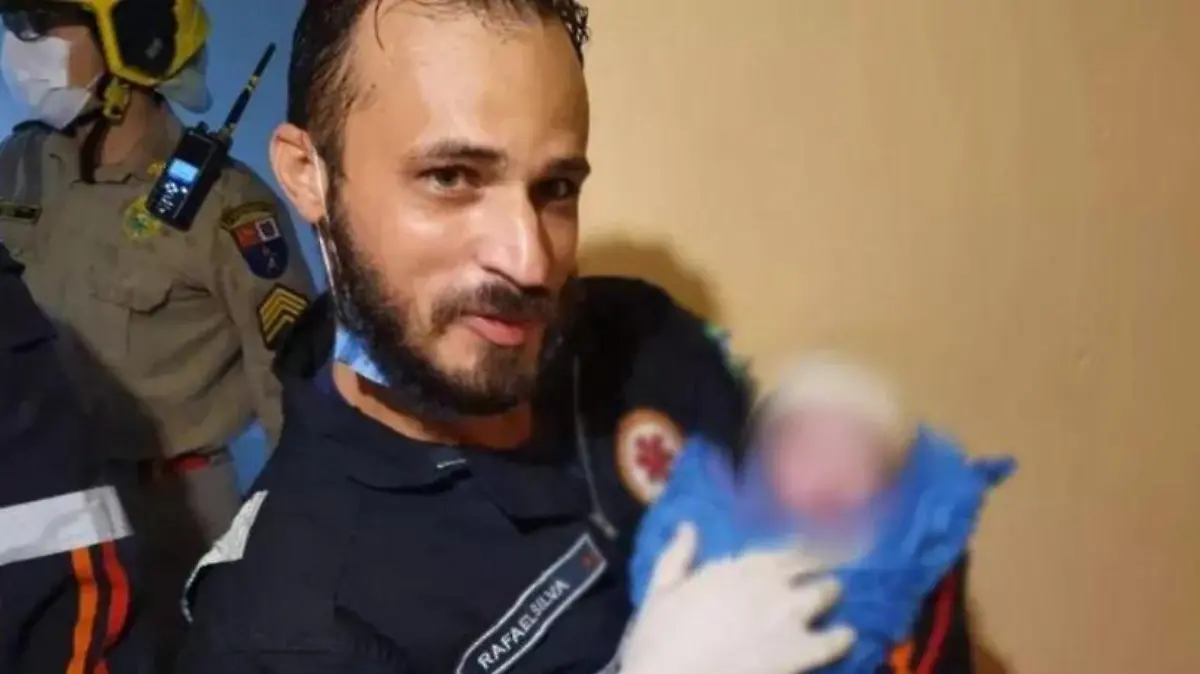 Brasilien Baby allein geboren