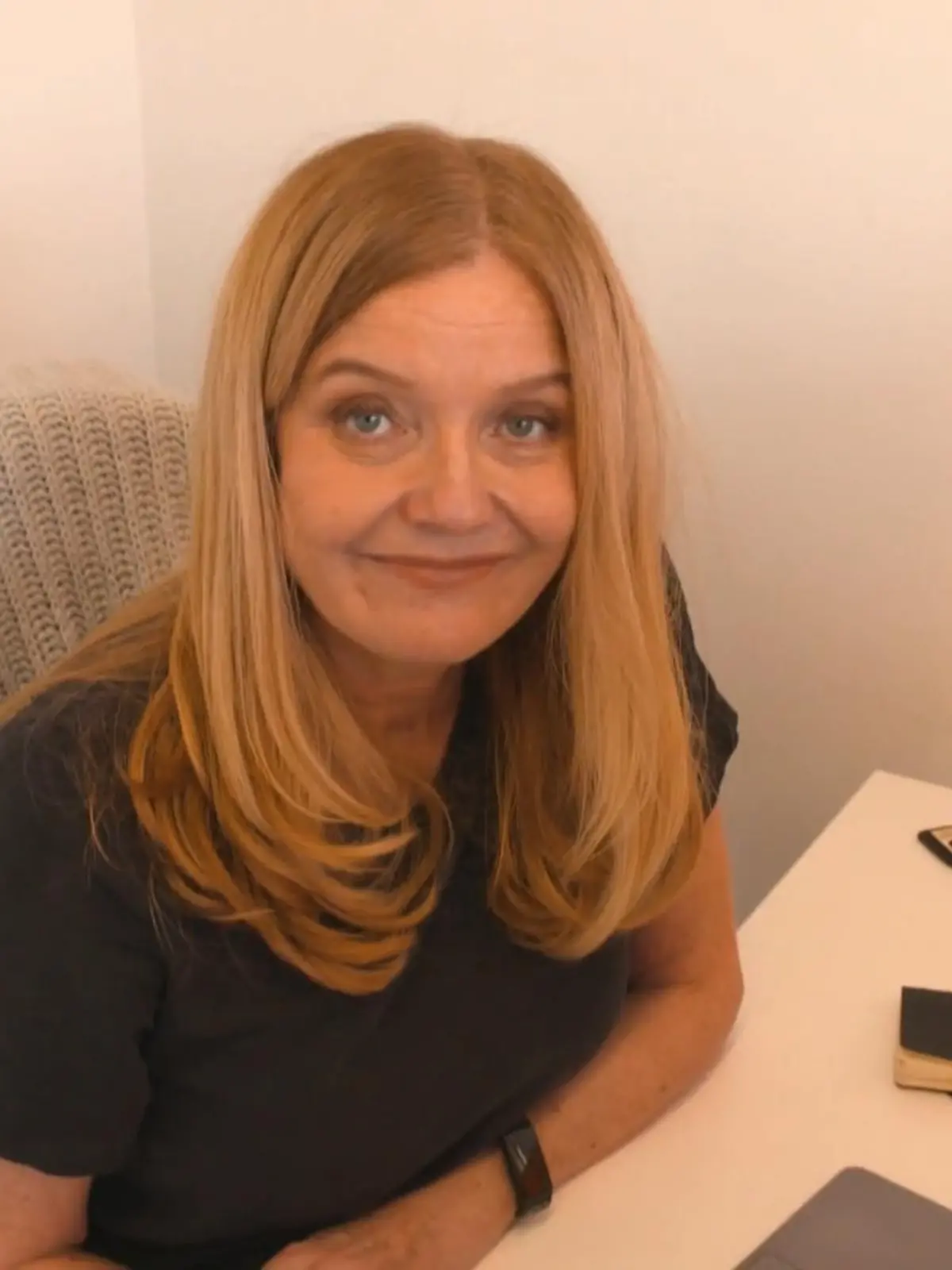 Damit sie sich keine allzu großen Sorgen über die gestiegenen Heiz- und Benzinpreise machen zu müssen, hat PR-Agentur-Chefin Ilona Hitel aus Großbritannien ihren Mitarbeitern eine satte Gehaltserhöhung gegönnt.