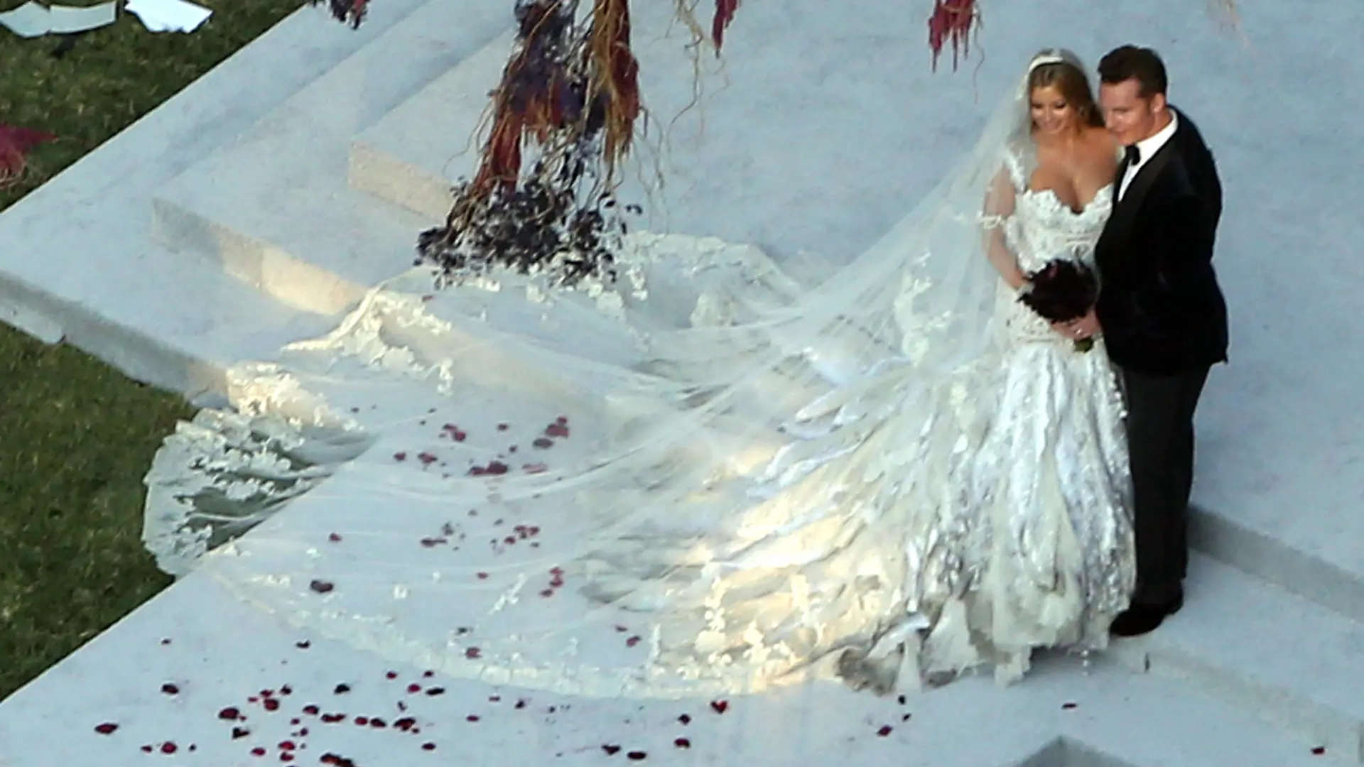 Holly Valance marries Nick Candy in a lavish ceremony in Beverly Hills, California.
<P>
Pictured: Holly Valance and Nick Candy
<P>
<B>Ref: SPL441513 290912 </B><BR/>
Picture by: Splash News<BR/>
</P><P>
<B>Splash News and Pictures</B><BR/>
Los Angeles: 310-821-2666<BR/>
New York: 212-619-2666<BR/>
London: 870-934-2666<BR/>
photodesk@splashnews.com<BR/>
</P>