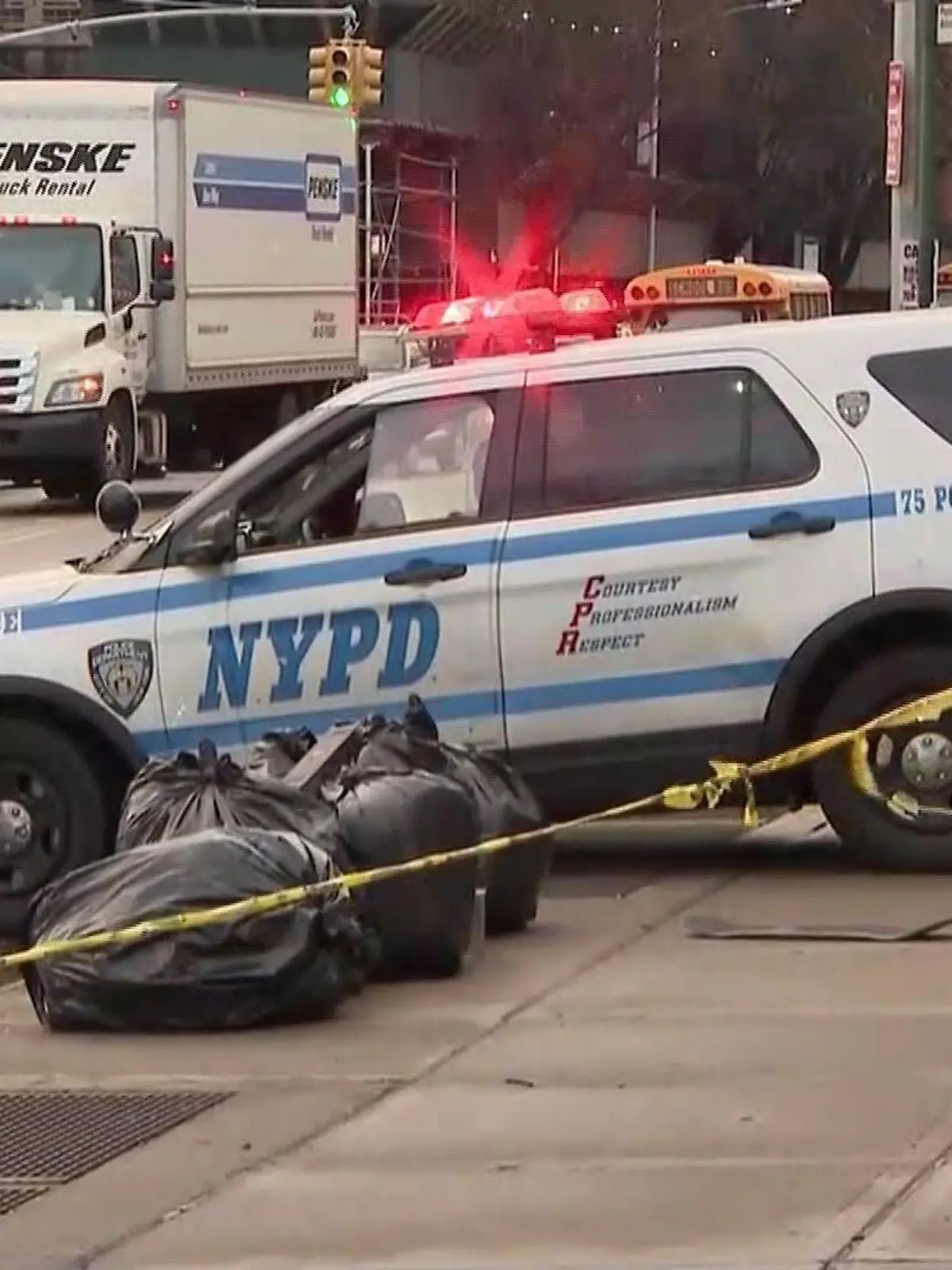 In einer Mülltüte mitten in New York wurden Teile einer Frauenleiche gefunden