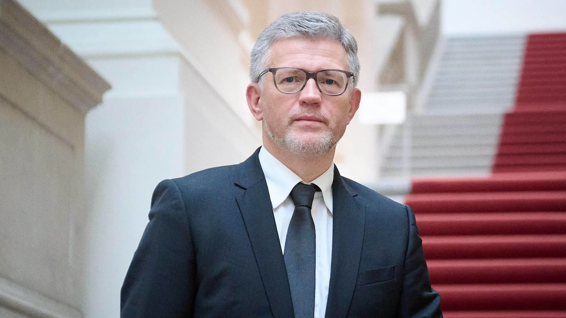 Berlin, Aktuelle Stunde im Abgeordnetenhaus Andrij Melnyk Ukrainischer Botschafter in Deutschland ist zu Gast bei der Sitzung des Berliner Abgeordnetenhaus am 10.03.2022. Berlin Abgeordnetenhaus Berlin Berlin Deutschland *** Berlin, Current hour in the House of Representatives Andrij Melnyk Ukrainian Ambassador to Germany is a guest at the meeting of the Berlin House of Representatives on 10 03 2022 Berlin House of Representatives Berlin Berlin Germany