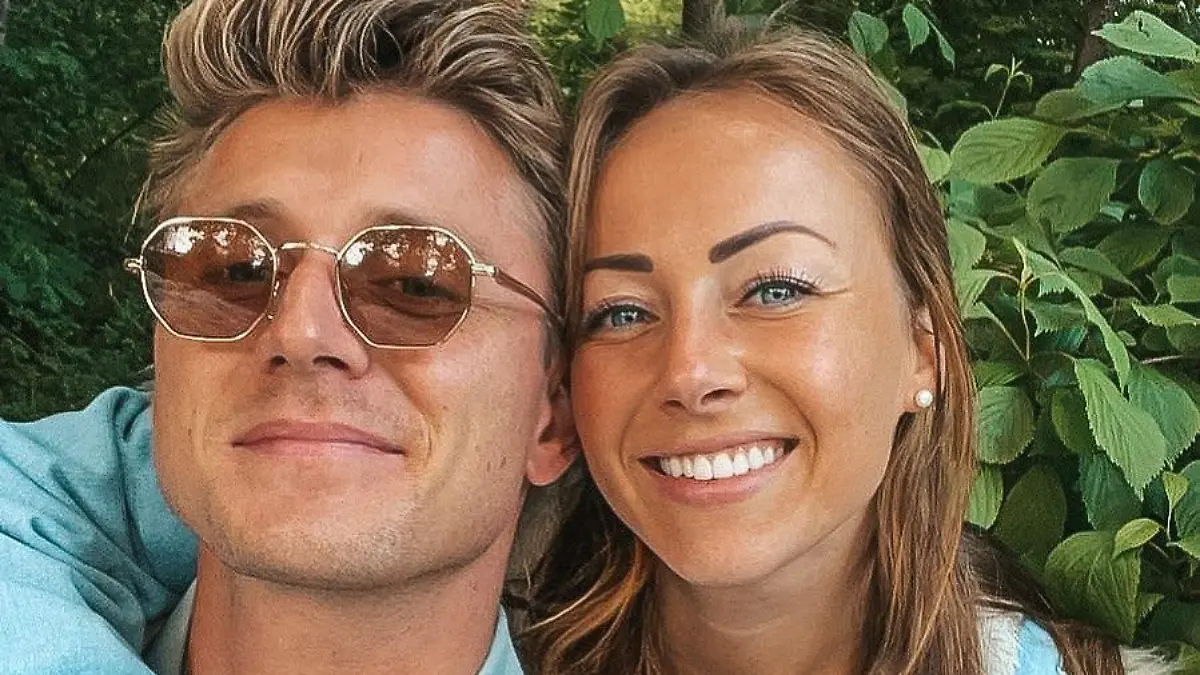Tommy Pedroni und Sandra Sicora sind happy. Quelle: instagram/sandra.sicora