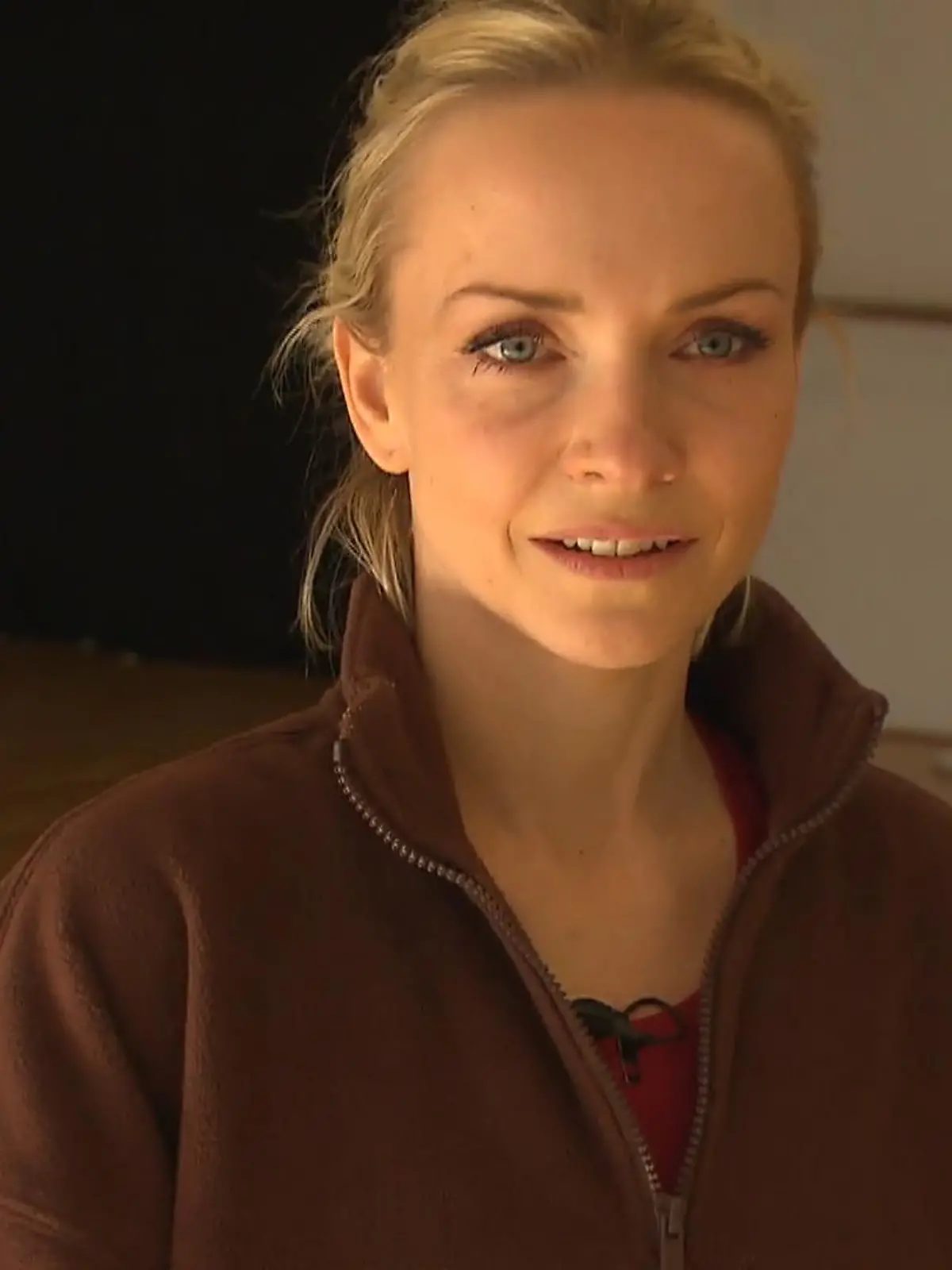 Für Janin Ullmann wird es in dieser "Let's Dance"-Woche emotional. Die Schauspielerin vertanzt im ersten Contemporary der Staffel die Trennung von ihrem Mann, mit dem sie 12 Jahre zusammen war.