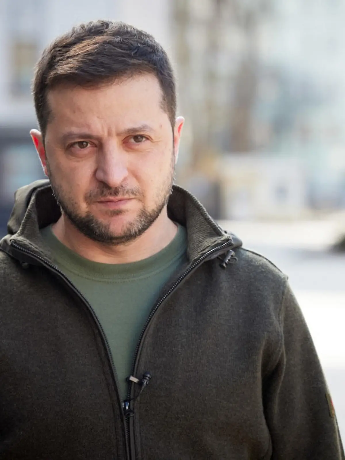 11.03.2022, Ukraine, Kiew: Wolodymyr Selenskyj, Präsident der Ukraine, während seiner regelmäßigen Ansprache an die Nation in Kiew. Angesichts befürchteter Engpässe bei der Versorgung mit Getreide wegen des Ukraine-Kriegs hat Präsident Wolodymyr Selenskyj die Agrarunternehmen seines Landes zur Aussaat aufgerufen. Foto: -/Ukrinform/dpa +++ dpa-Bildfunk +++