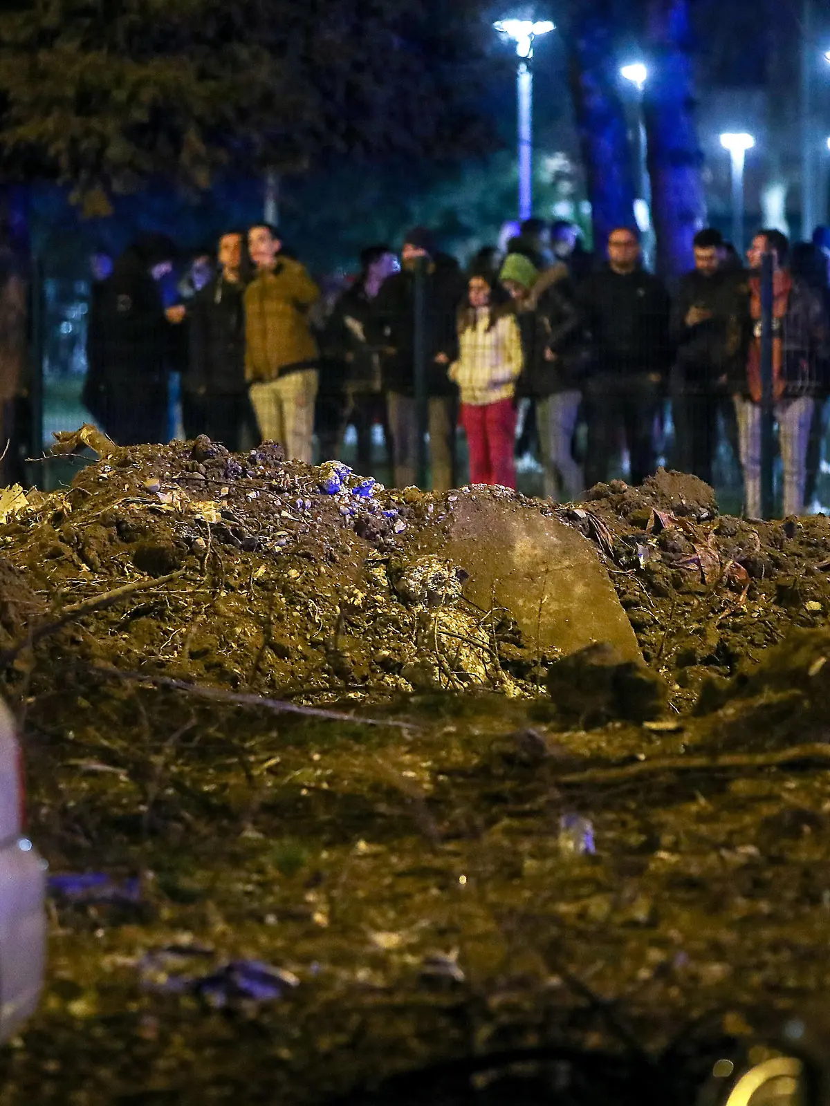  PXL_Flying Object crashed in Zagreb Shortly after 11 pm, an unknown object hit the ground near the Stjepan RadiÄ student dorm, causing a powerful detonation that was heard in that part of the city. The police investigation on Jarunska street where the object fell from the air lasted all night. The patrols found a crater on the green area at Jarunska street, while they found two parachutes in the wider area.After close examination of the visual evidence, The War Zone strongly believes this was actually a Tu-141 Strizh , in Zagreb, Croatia,on March 11, 2022. IgorxKralj/PIXSELL