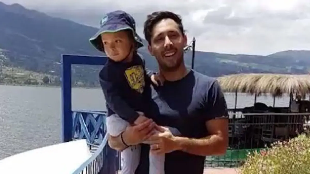 Dominic Cortés sitzt seit Kriegsbeginn in der Ukraine fest. Dem Beschuss in Kiew konnten er uns seine Mutter entkommen, nun harren sie in einem Dorf aus, das Essen wird knapp.