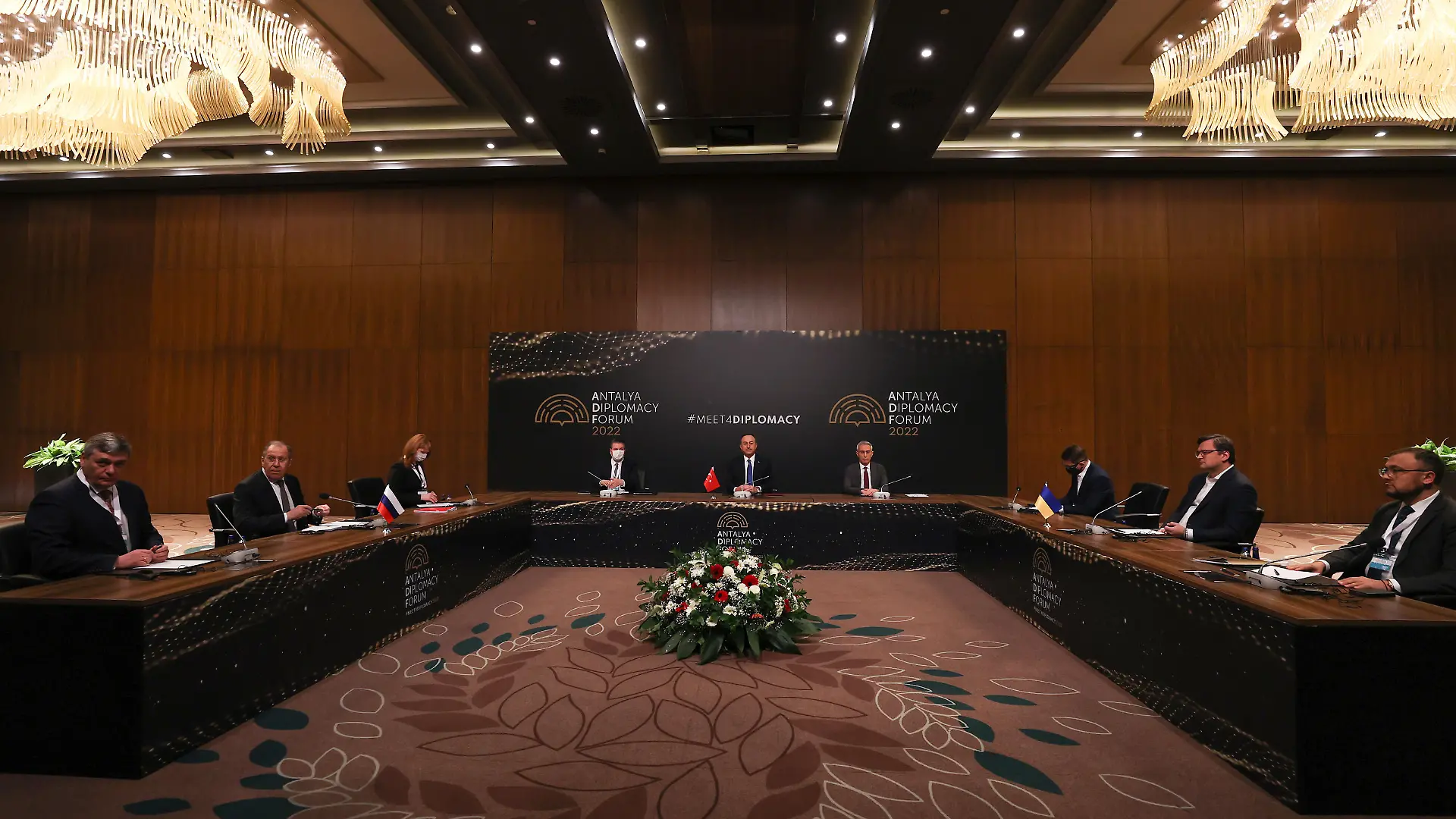 ANTALYA - TURKIYE - MARCH 10: Turkish Foreign Minister Mevlut Cavusoglu, Russian Foreign Minister Sergey Lavrov and Ukraine's Foreign Minister Dmytro Kuleba attend Russia-Turkiye-Ukraine tripartite Foreign Ministers meeting at the Antalya Diplomacy Forum in Antalya, Turkiye on March 10, 2022. Cem Ozdel / Anadolu Agency