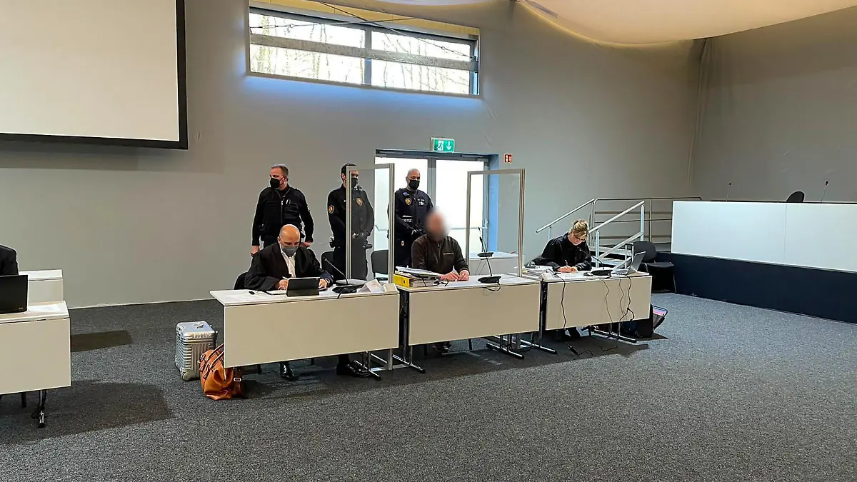 Nach Dreifachmord in Dänischenhagen und Kiel