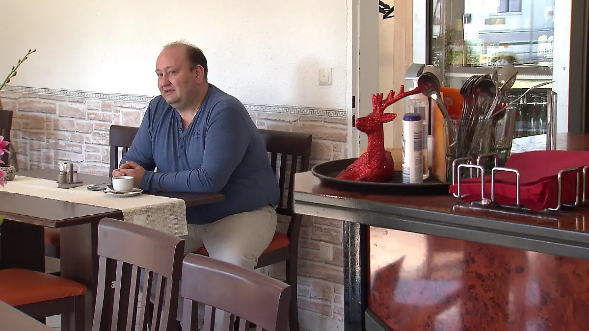 Der Gastronom Oleg Ismagilow ist fassungslos über die schlechten Bewertungen. Nur weil er Russe ist, kann er doch nichts für den Krieg in der Ukraine.