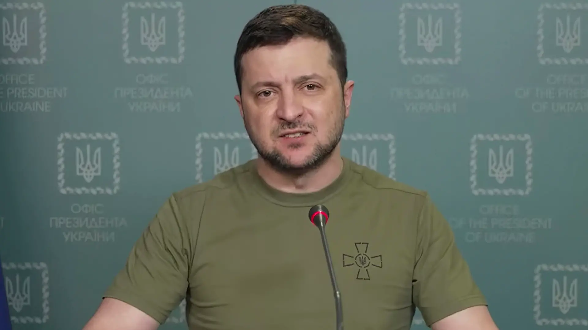 10.03.2022, Ukraine, Kyiv: In diesem Bild aus einem Video, das vom Pressebüro des ukrainischen Präsidenten zur Verfügung gestellt und auf Facebook veröffentlicht wurde, spricht der ukrainische Präsident Wolodymyr Selenskyj am Mittwoch, 9. März 2022, in Kiew, Ukraine. Foto: Uncredited/Pressebüro des ukrainischen Präsidenten via AP/dpa - ACHTUNG: Nur zur redaktionellen Verwendung und nur mit vollständiger Nennung des vorstehenden Credits +++ dpa-Bildfunk +++