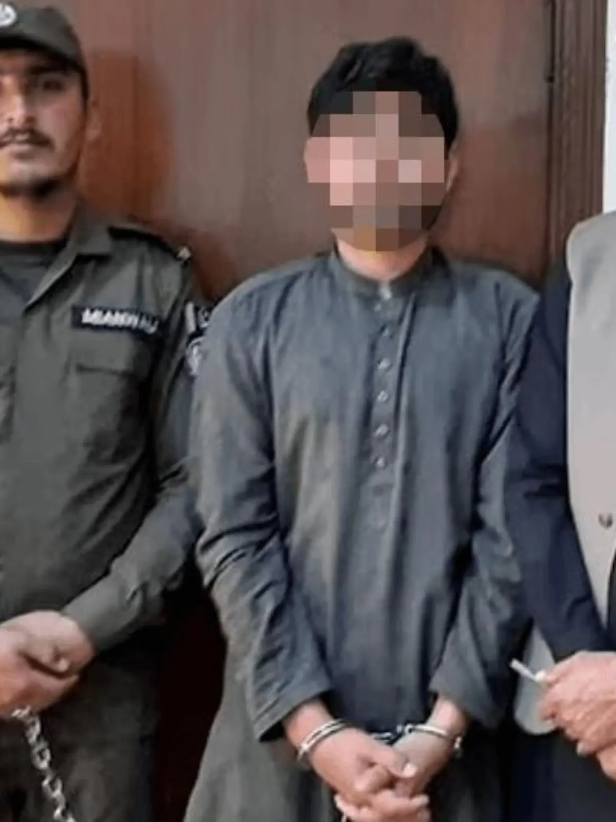 shahzaib pakistan geblurrt