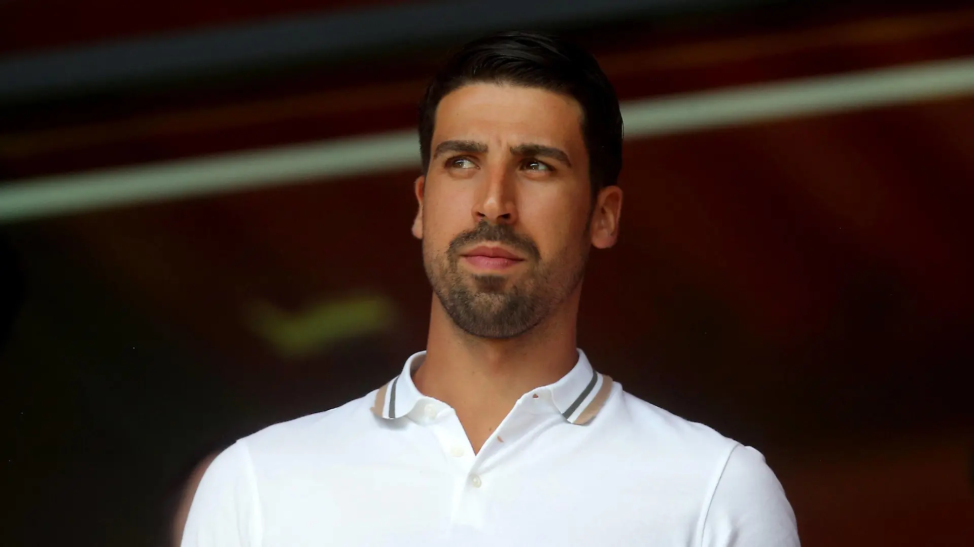 Regensburg, Germany 30.05.2019, Internationales Frauen Freundschaftsspiel, Deutschland - Chile, Sami Khedira Schaut Defodi-09-541-016987 *** Regensburg, Germany 30 05 2019, International Womens Friendly Match, Germany Chile, Sami Khedira Schaut Defodi 09 541 016987 Defodi-541