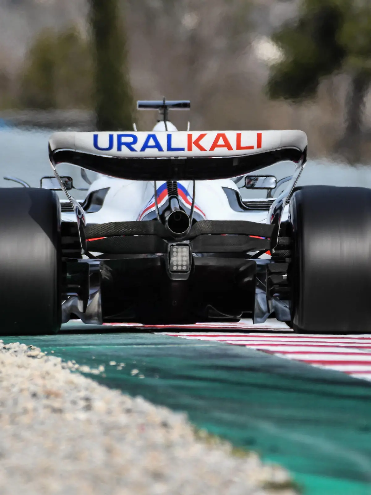  F1 Barcelona Pre Season Tests Tag 2 Nikita Mazepin RUS Haas F1 Team F1 Barcelona Pre Season Tests am 23.02.2022 *** F1 Barcelona Pre Season Tests Day 2 Nikita Mazepin RUS Haas F1 Team F1 Barcelona Pre Season Tests on 23 02 2022 Copyright: xBEAUTIFULxSPORTS/Erlhofx
