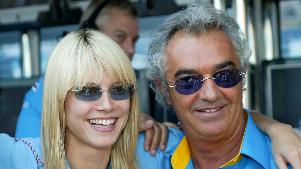 Topmodel Heidi Klum mit Renault-Teamchef Flavio Briatore F1 GP Monaco 2003