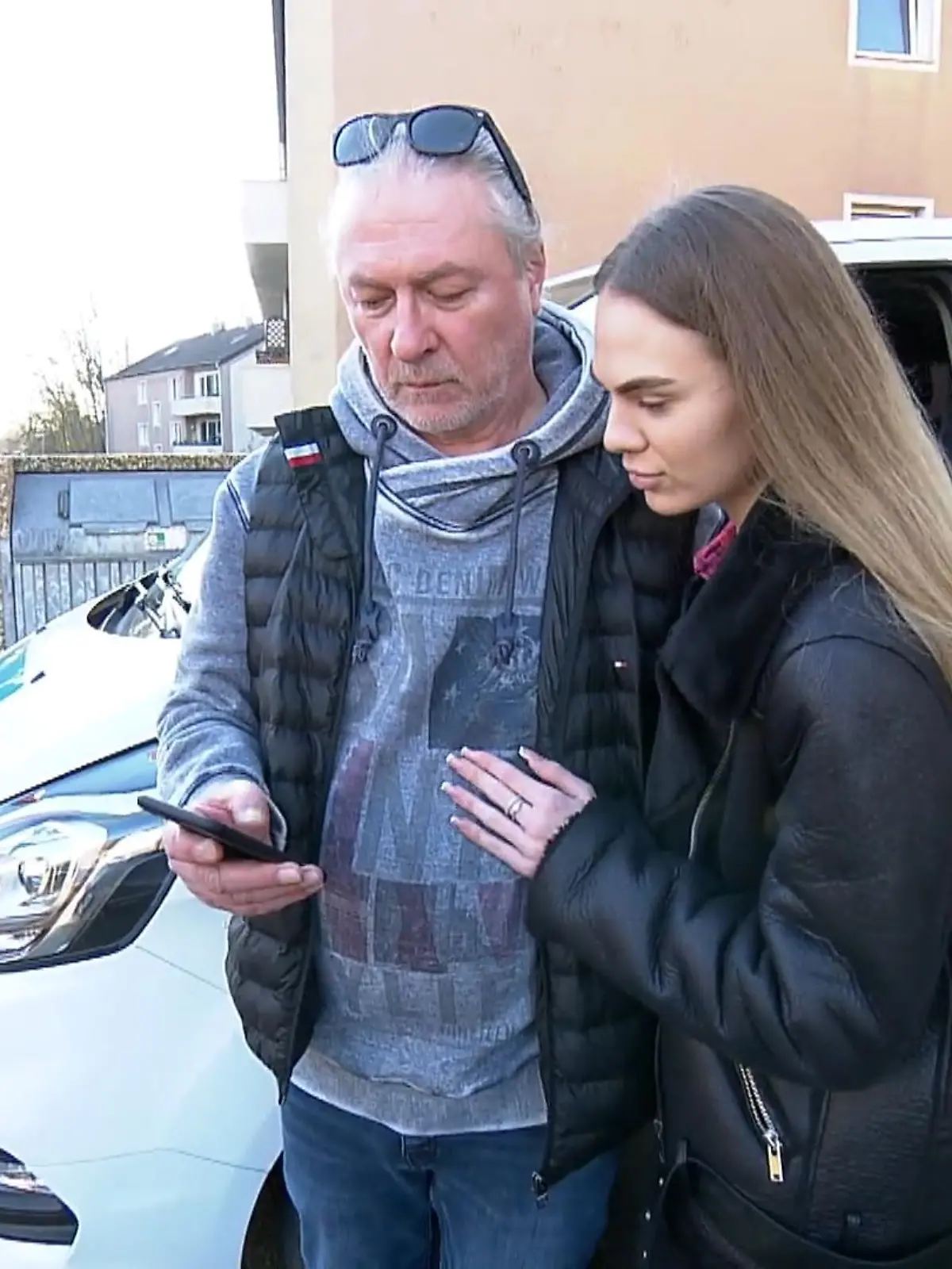 Bild zu: "Hilfe für die Familie"