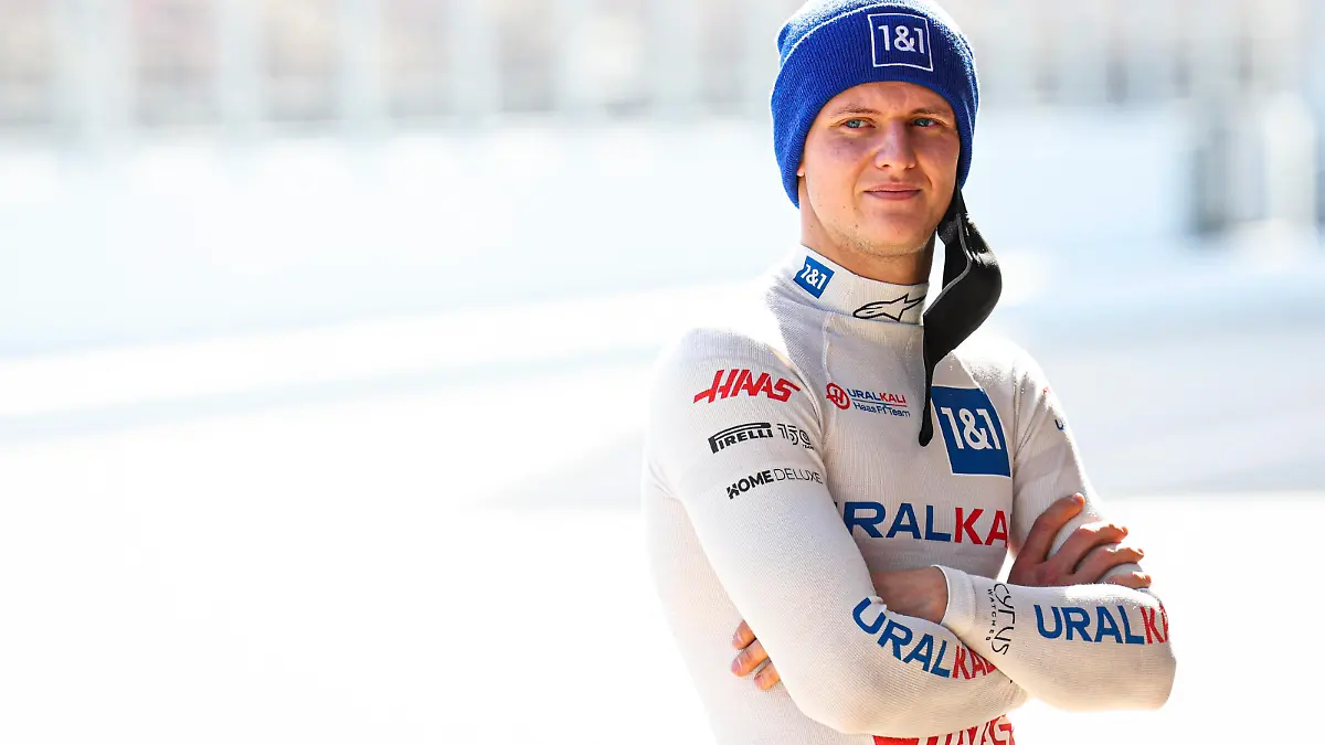  47 Mick Schumacher DEU, Uralkali Haas F1 Team, F1 Pre-season Testing at Circuit de Barcelona-Catalunya on February 23, 2022 in Barcelona, Spain. Photo by HOCH ZWEI Barcelona Spain *** 47 Mick Schumacher DEU, Uralkali Haas F1 Team , F1 Pre season Testing at Circuit de Barcelona Catalunya on February 23, 2022 in Barcelona, Spain Photo by HOCH ZWEI Barcelona Spain