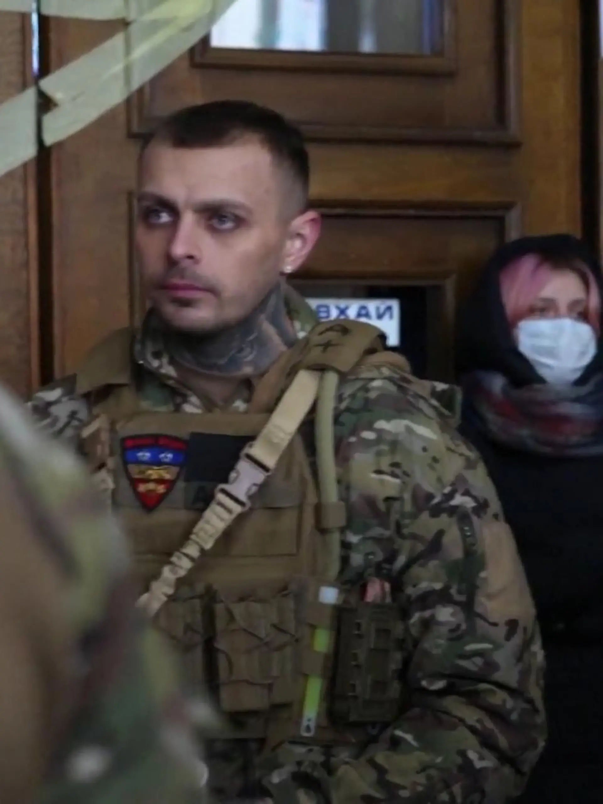 Bild zu: "Freiwillige ziehen in Ukraine-Krieg"