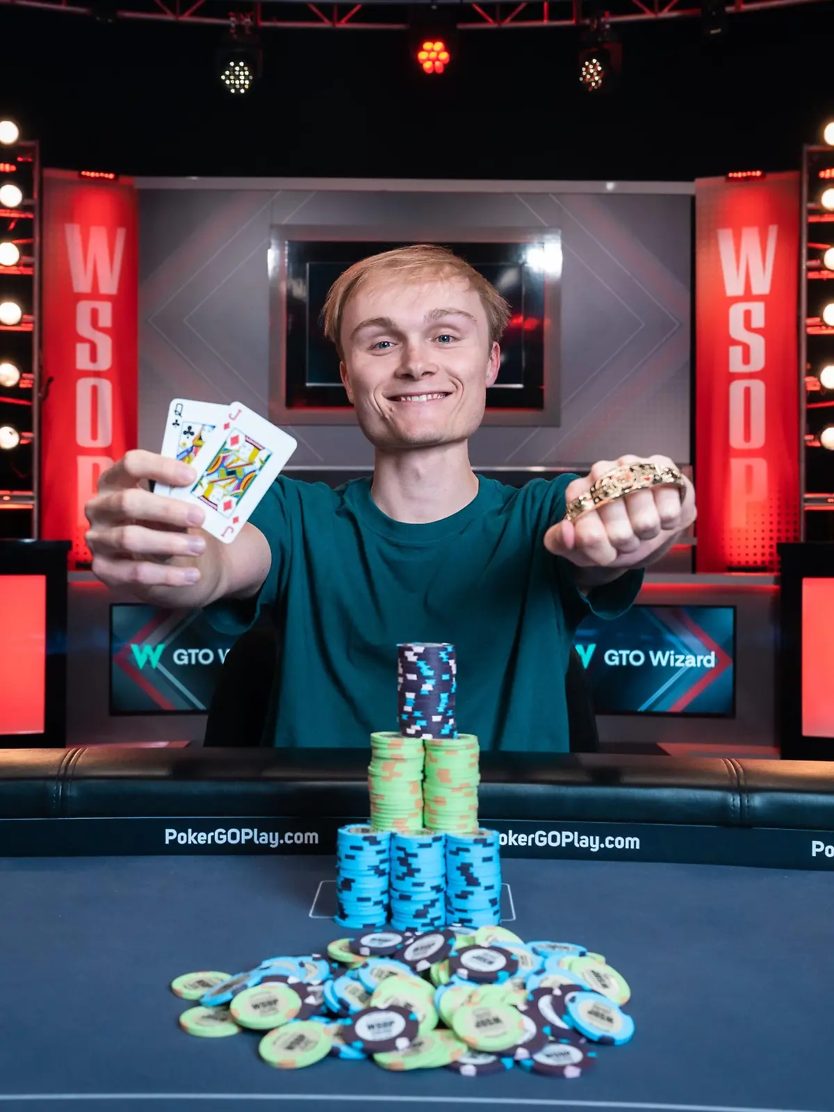 Der deutsche Pokerspieler Leon Sturm hat in Las Vegas abgesahnt.