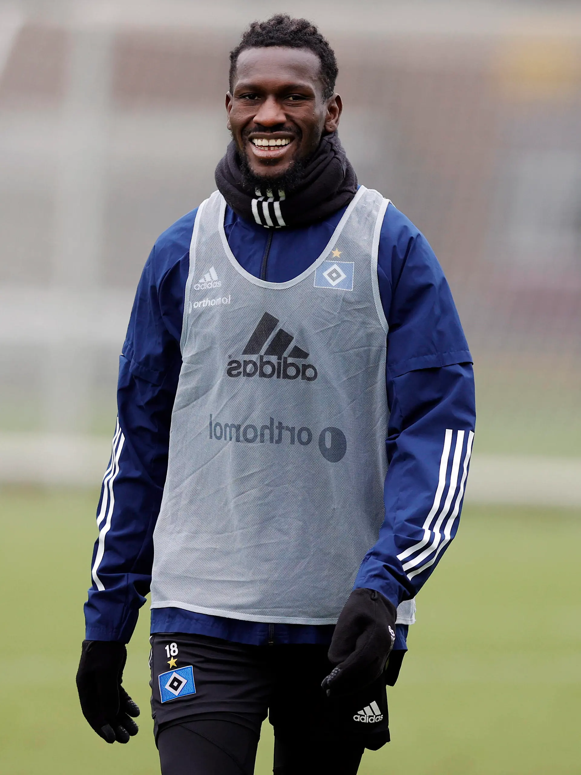  Hamburger SV Training Hamburger SV Training 02.12.2020 am Volksparkstadioin Bakery Jatta Hamburger SV *** Hamburger SV Training Hamburger SV Training 02 12 2020 at Volksparkstadioin Bakery Jatta Hamburger SV