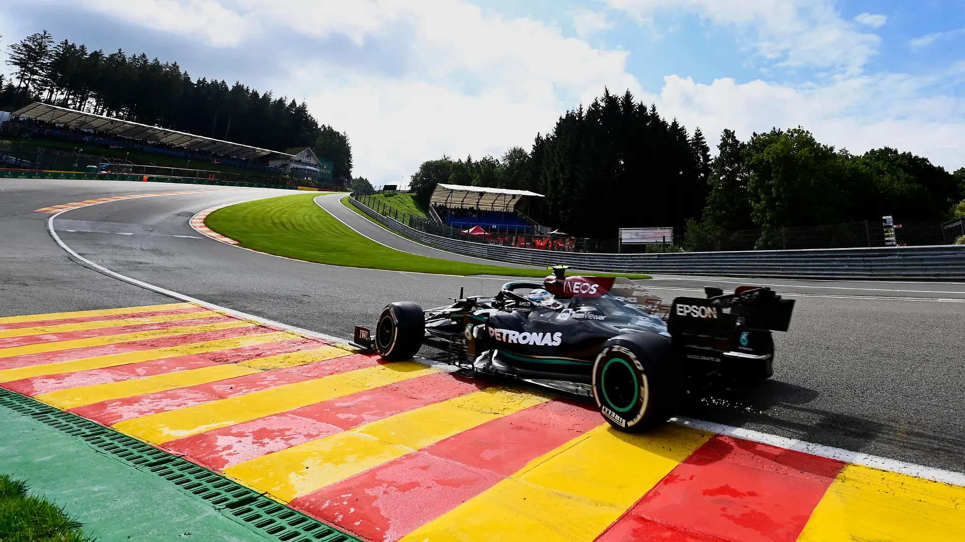 Formula 1 2021: Belgian GP CIRCUIT DE SPA FRANCORCHAMPS, BELGIUM - AUGUST 27: Valtteri Bottas, Mercedes W12 during the Belgian GP at Circuit de Spa Francorchamps on Friday August 27, 2021 in Spa, Belgium. Photo by Mark Sutton / Sutton Images Images PUBLICATIONxINxGERxSUIxAUTxHUNxONLY GP2112_094450_MS21425