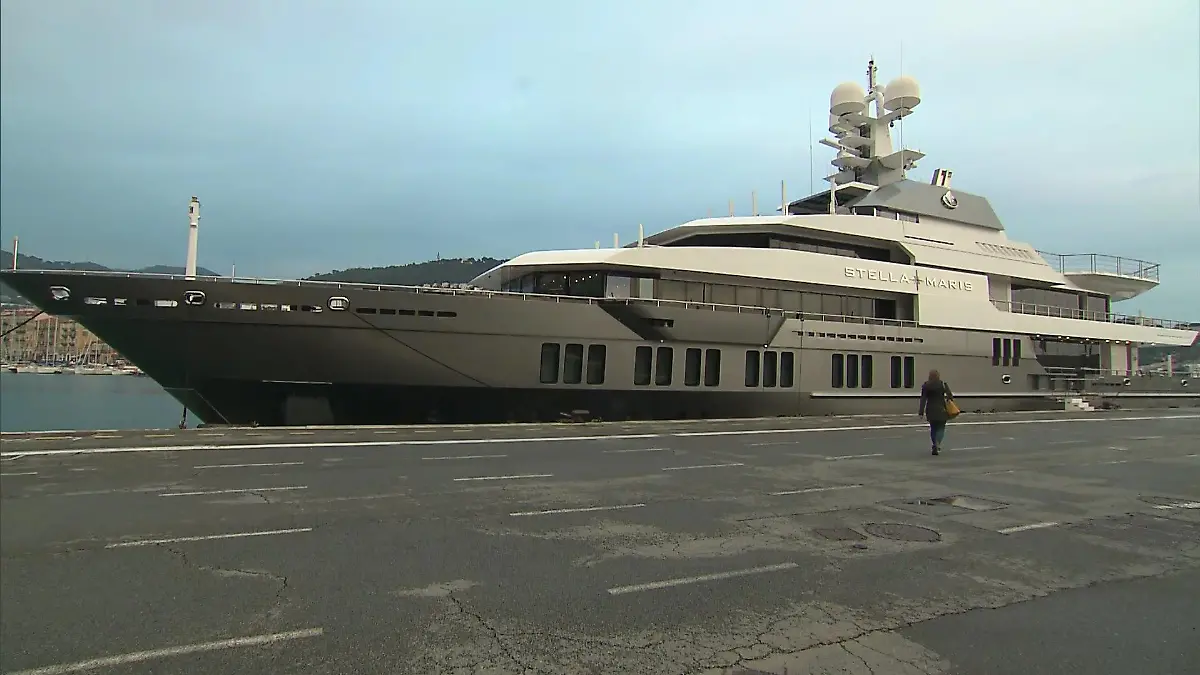 Die Superyacht "Stella Maris" gehörte einst dem russischen Oligarchen Rashid Sardarov, bis er sie verkauft hat.