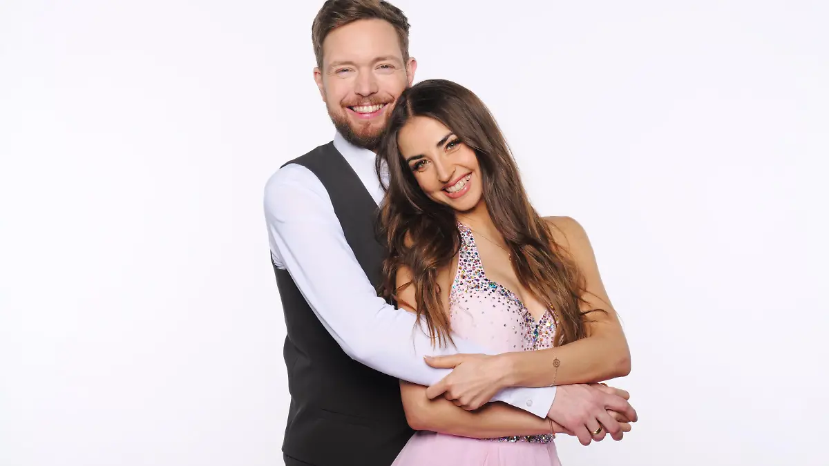 Bastian Bielendorfer und Ekaterina Leonova 

Die Verwendung des sendungsbezogenen Materials ist nur mit dem Hinweis und Verlinkung auf RTL+ gestattet.