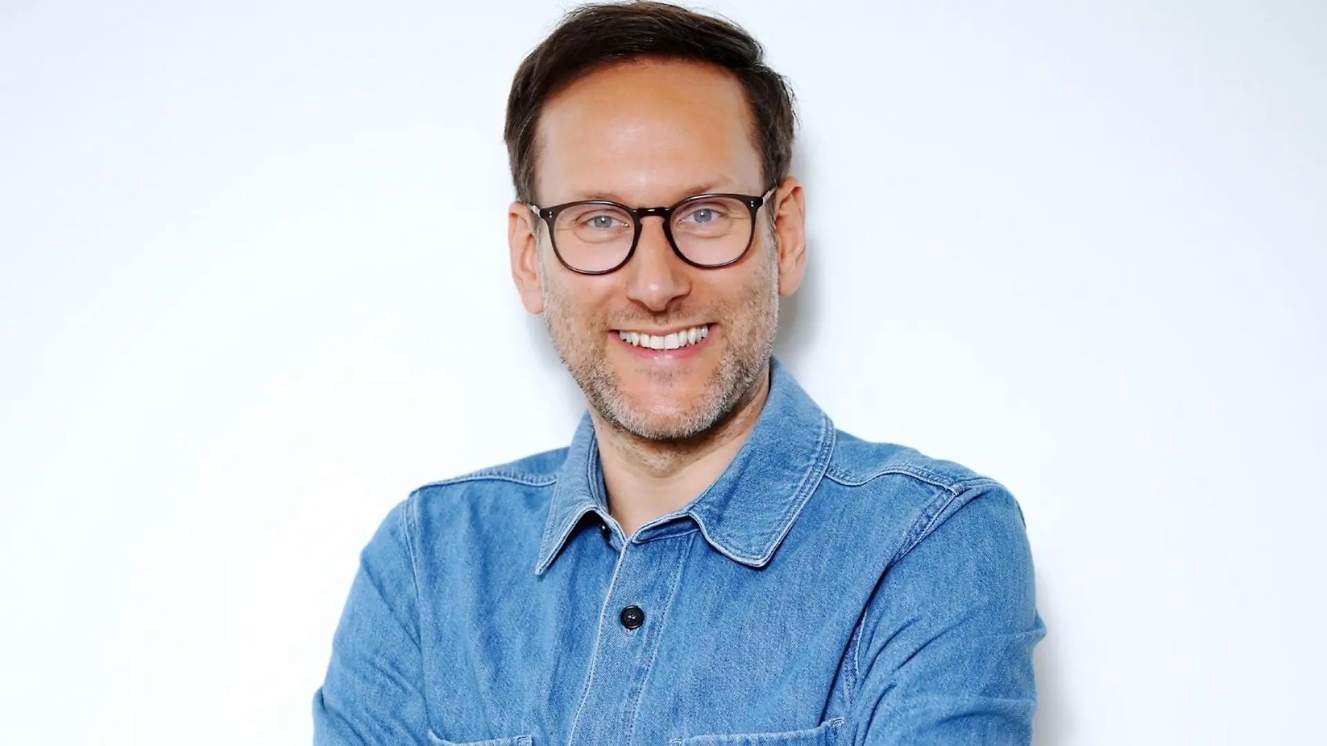 Moderator Simon Beeck
+++ Die Verwendung des sendungsbezogenen Materials ist nur mit dem Hinweis und Verlinkung auf RTL+ gestattet. +++