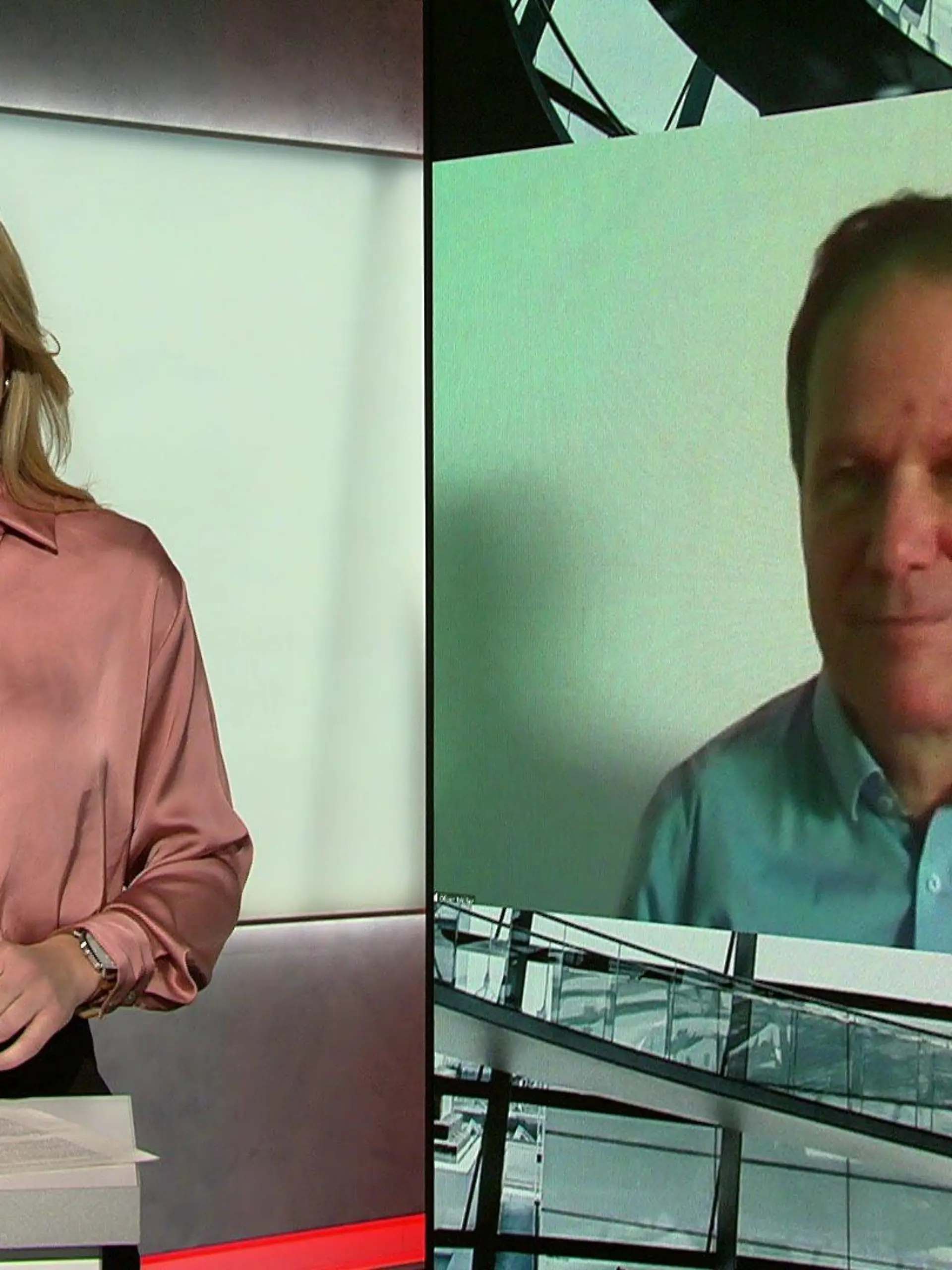Vivian Bahlmann spricht mit Dr. Oliver Müller