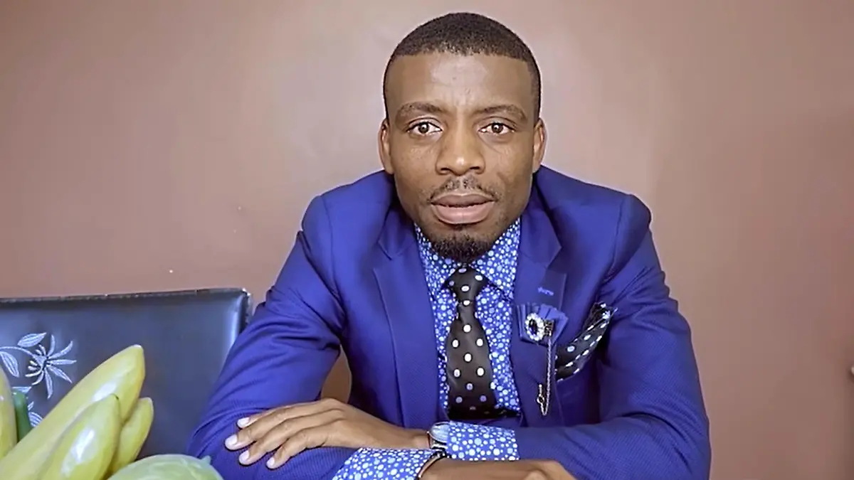 A man named Luwizo, from DR Congo, who has married the triplets sisters Natasha, Natalie and Nadege in a colorful wedding ceremony. (Newsflash)