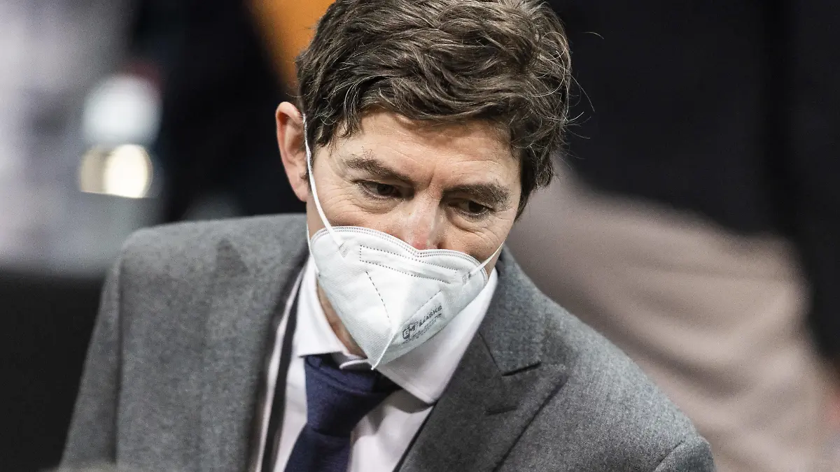  Virologe Christian Drosten, aufgenommen im Rahmen der Bundesversammlung zur Wahl des Bundespraesidenten im Paul-Loebe-Haus in Berlin, 13.02.2022. Neben dem Amtsinhaber Frank-Walter Steinmeier treten zur Wahl an Gerhard Trabert, unterstuetzt von Die Linke, Max Otte, unterstuetzt von der AfD, sowie Stefanie Gebauer, unterstuetzt von den Freien Waehlern. Berlin Deutschland *** Virologist Christian Drosten, recorded during the Federal Convention for the Election of the German President at the Paul Loebe Haus in Berlin, 13 02 2022 In addition to the incumbent Frank Walter Steinmeier, Gerhard Trabert, supported by Die Linke, Max Otte, supported by the AfD, and Stefanie Gebauer, supported by the Free Voters Berlin Germany are running for election Copyright: xFlorianxGaertner/photothek.dex