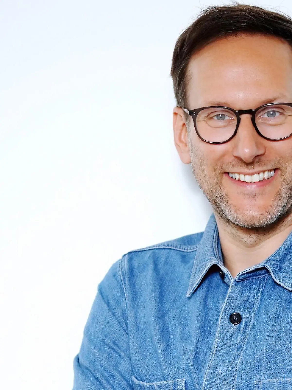 Neuzugang bei „Guten Morgen Deutschland“: Simon Beeck wird ab dem 09. März 2022 ein Teil der RTL-Familie.