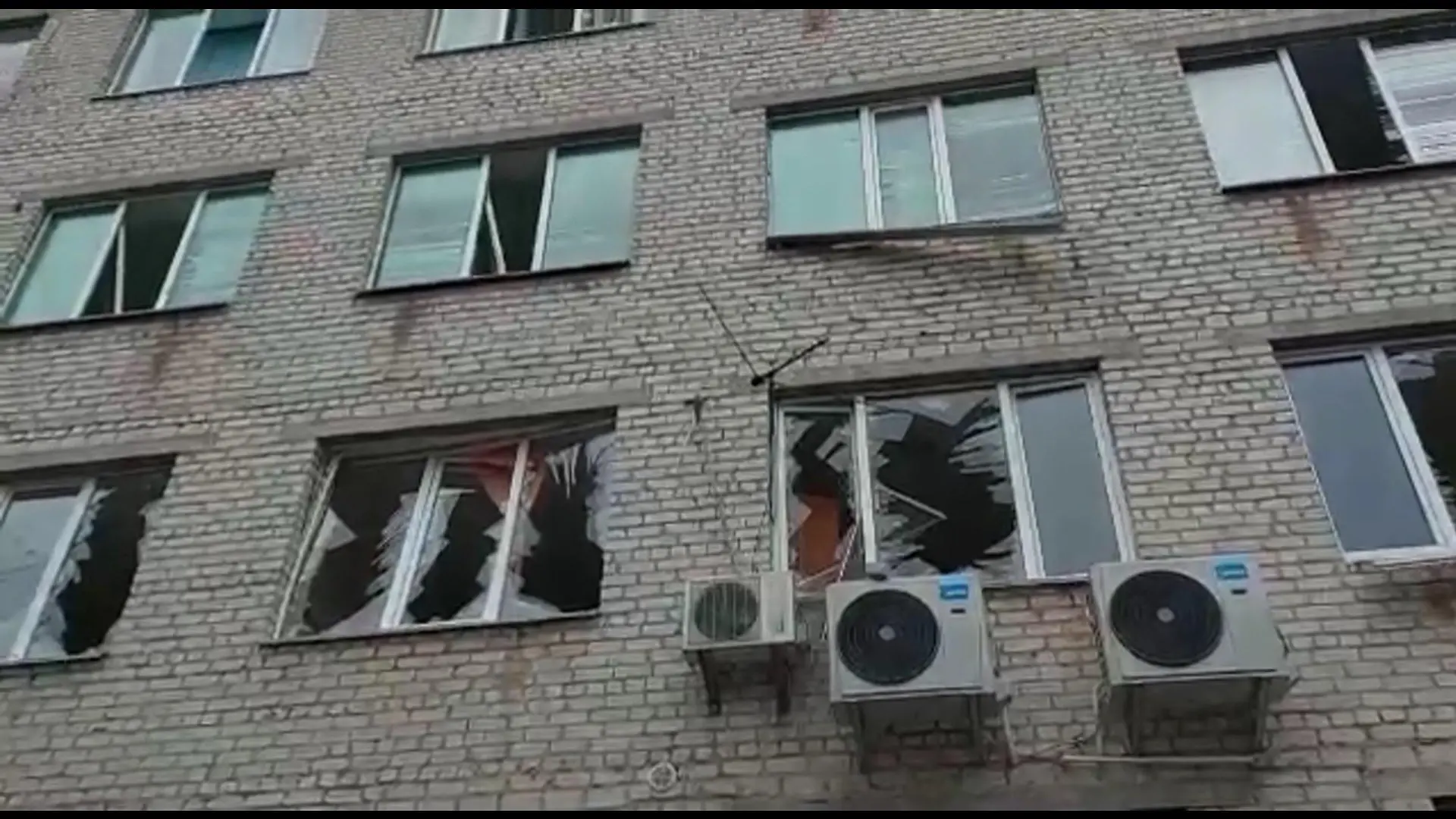 Russische Bomben trafen Krankenhaus mit Geburtsstation.