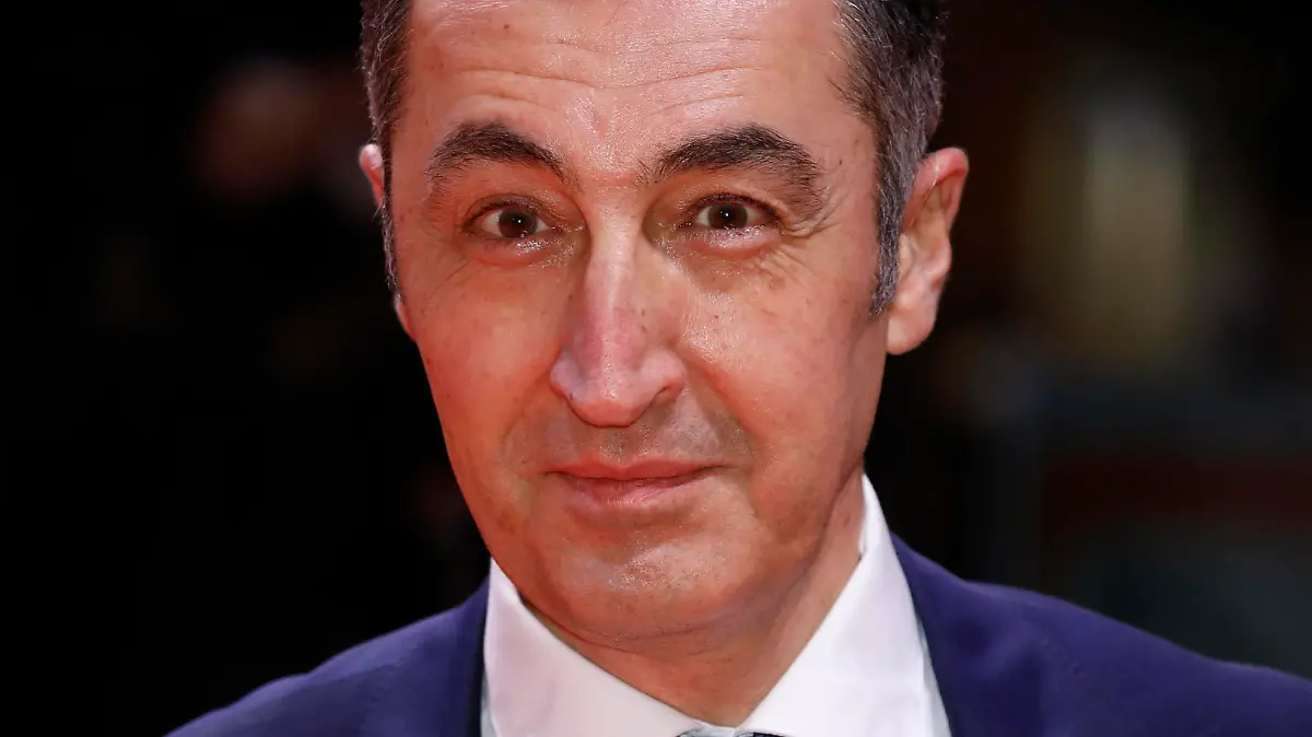 Cem Özdemir bei der Festivaleröffnung mit der Premiere des Kinofilms Peter von Kant auf der Berlinale 2022 / 72. Internationale Filmfestspiele Berlin im Berlinale Palast. Berlin, 10.02.2022 Foto:xD.xBedrosianx/xFuturexImage