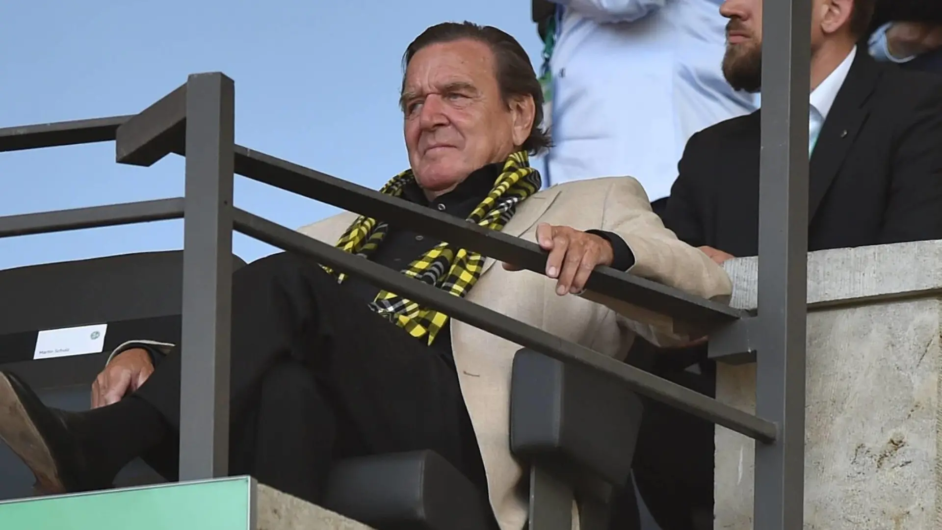 27.05.2017, Fussball GER, DFB Pokal, Finale, Eintracht Frankfurt - Borussia Dortmund 1-2, Ex Bundeskanzler Gerhard Schröder, Gerhard Schroeder
27 05 2017 Football ger DFB Cup Final Eintracht Frankfurt Borussia Dortmund 1 2 Ex Federal Chancellor Gerhard Schröder Gerhard Schroeder
