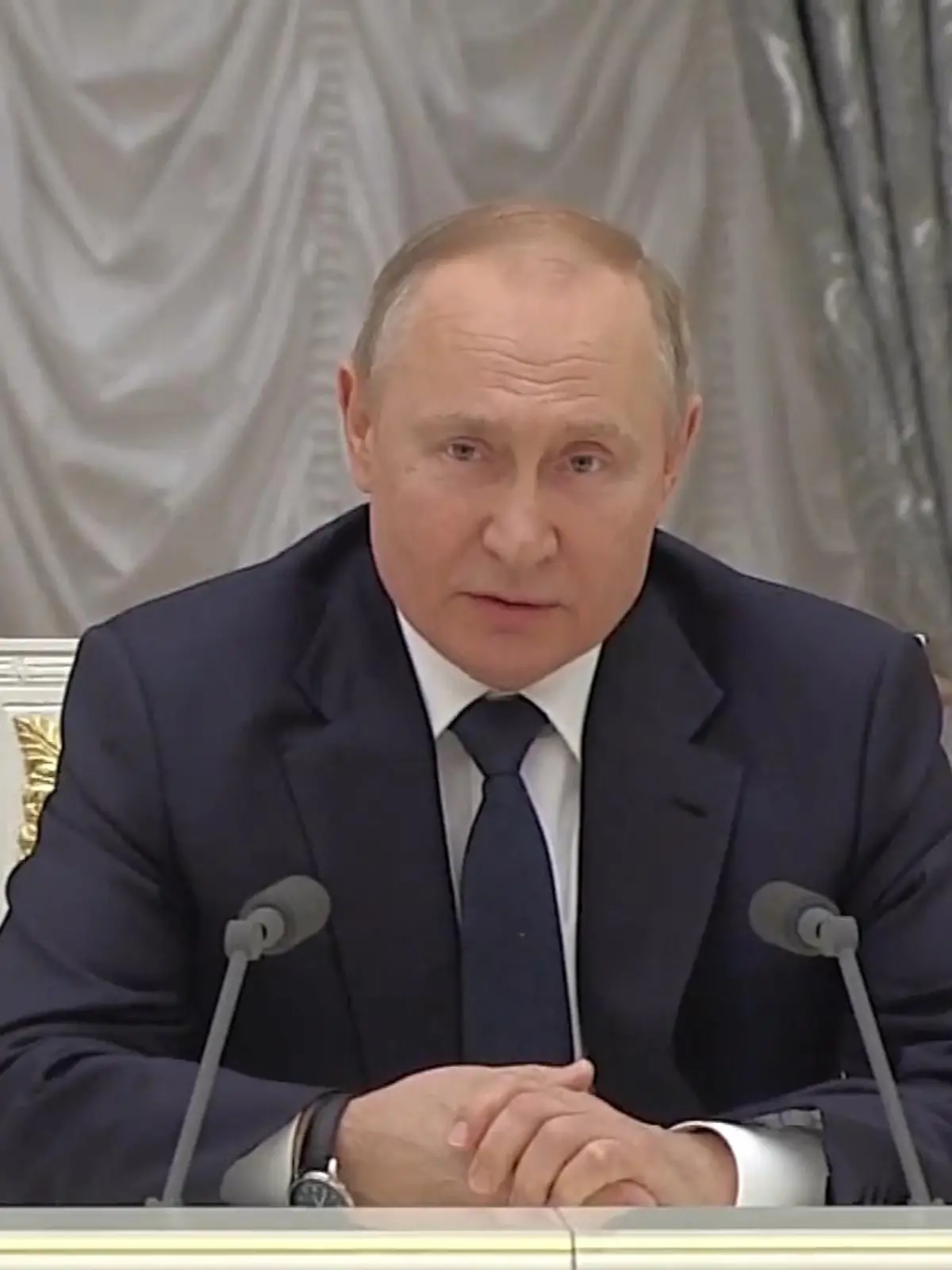 Bild zu: "NRW-Politiker aus Unna zeigt Putin an"
