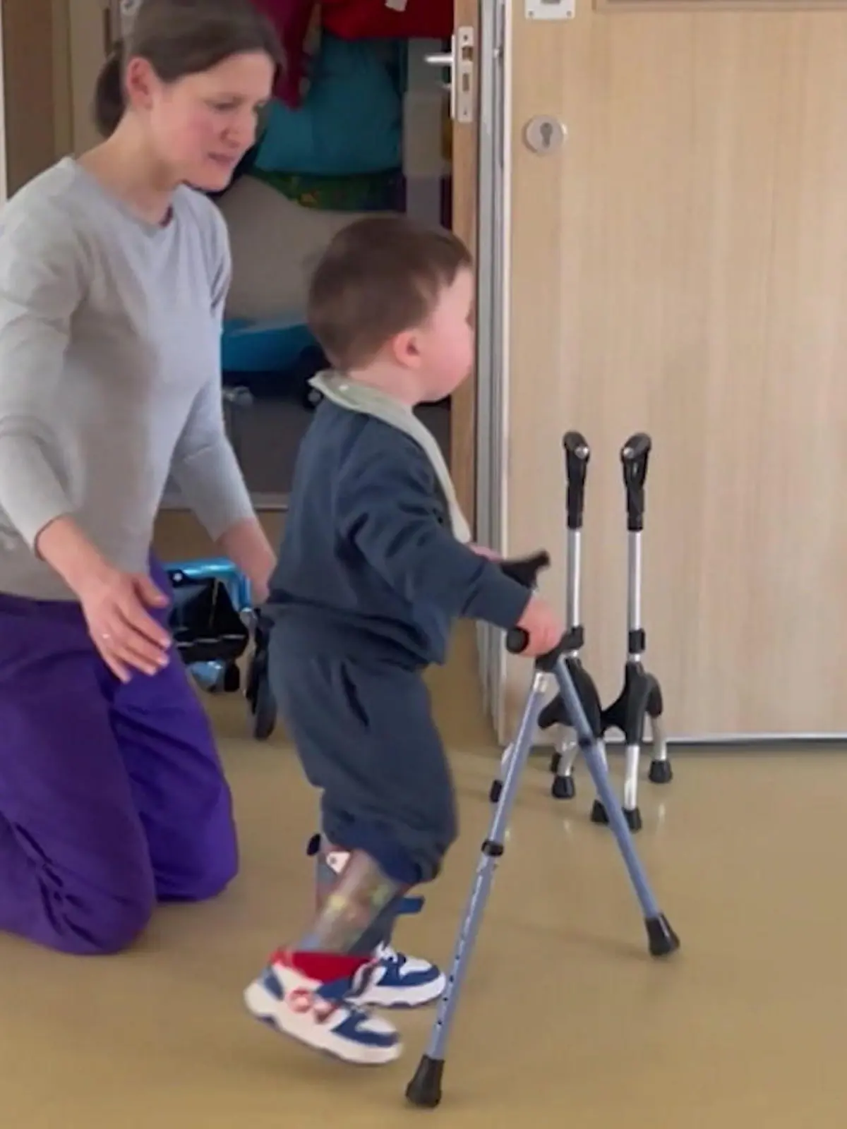 Bild zu: "Keiner hat daran geglaubt! Jetzt läuft Charlie (2) allen davon"