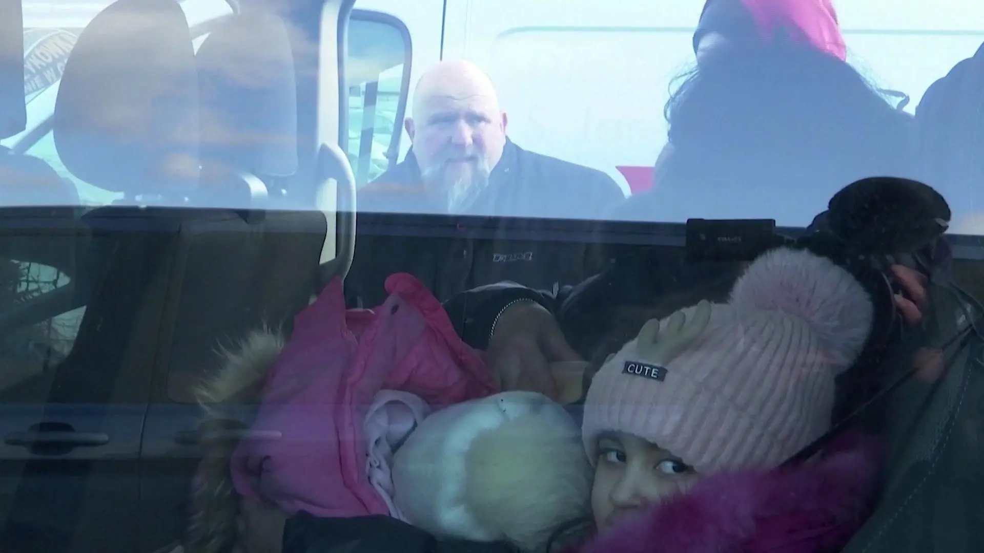 Karsten hilft ukrainischer Familie.