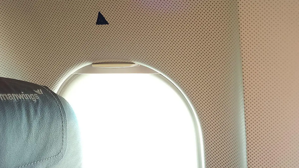 Flugzeugfenster