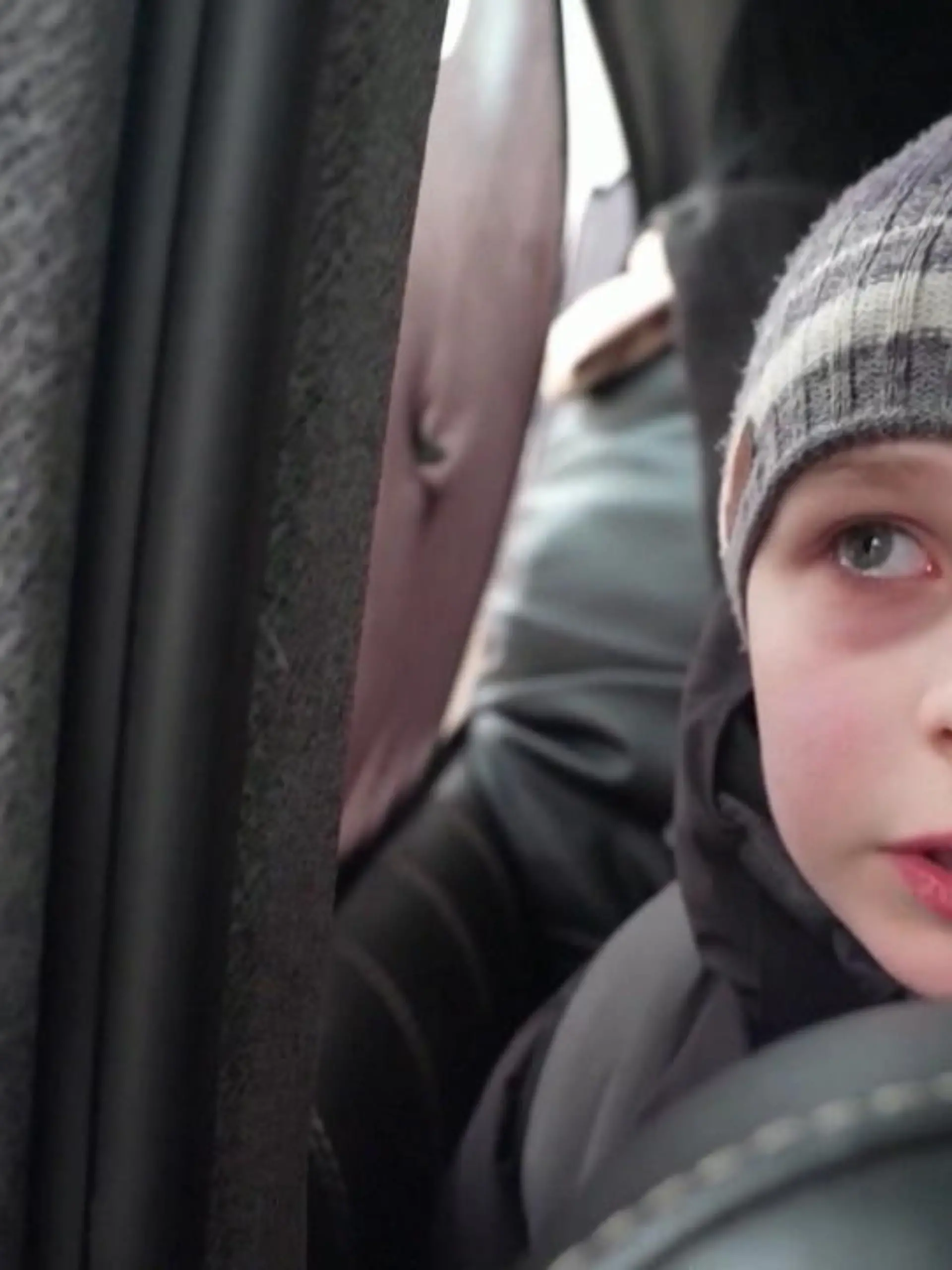 Laut UNHCR sind bereits mehr als 500 000 Menschen aus der Ukraine geflohen. Viele Familien werden dabei getrennt.