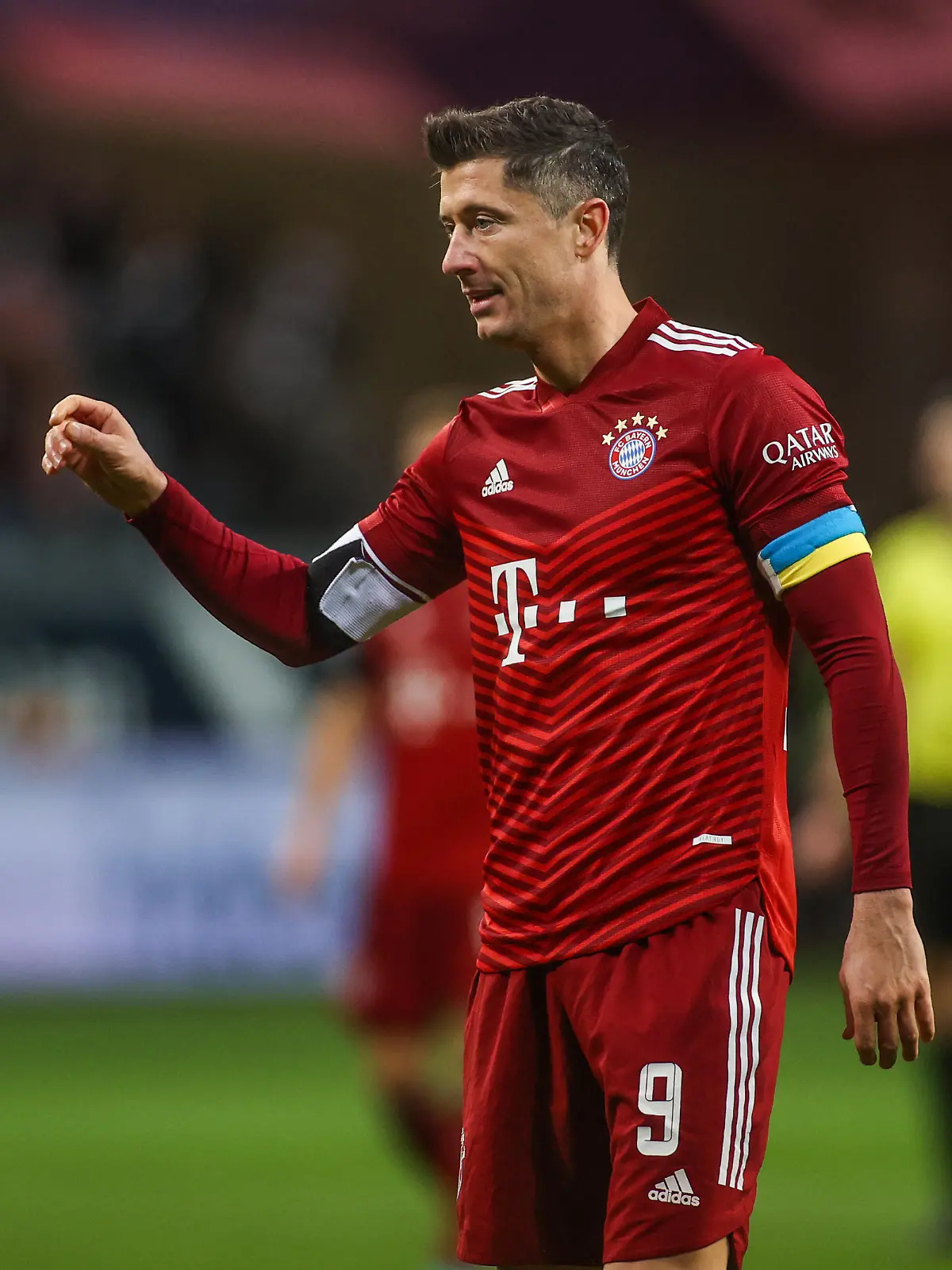 26.02.2022, Fussball, Saison 2021/2022, 1. Bundesliga, 24. Spieltag, Eintracht Frankfurt - FC Bayern München, Robert LEWANDOWSKI (FC Bayern München) Foto: Tim Rehbein/RHR-FOTO