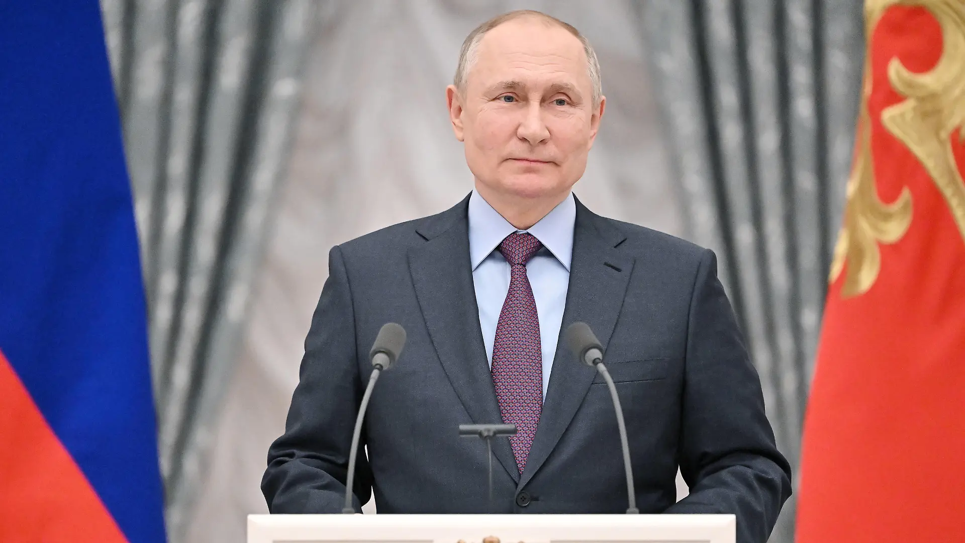  MOSCOW, RUSSIA - FEBRUARY 22, 2022: Russia s President Vladimir Putin gives comments to the media after a ceremony to sign a declaration on allied cooperation between Russia and Azerbaijan at Moscow s Kremlin. Sergei Guneyev/POOL/TASS PUBLICATIONxINxGERxAUTxONLY TS12504C