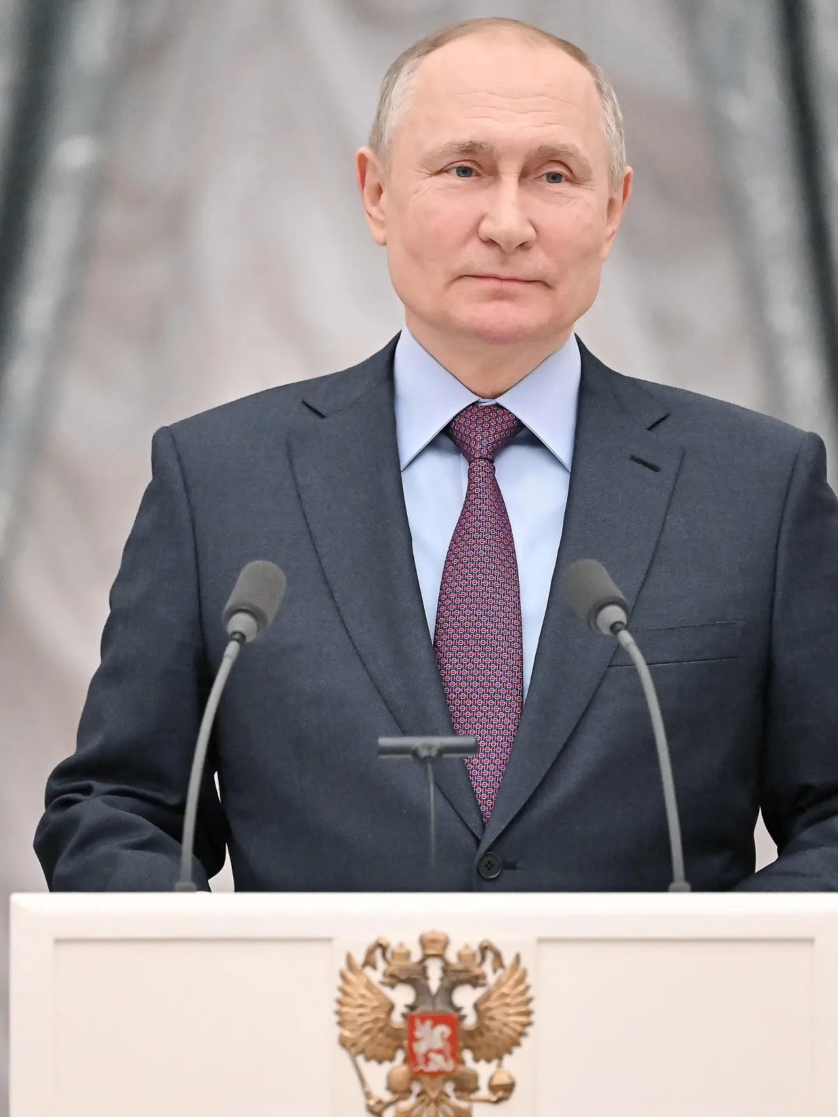  MOSCOW, RUSSIA - FEBRUARY 22, 2022: Russia s President Vladimir Putin gives comments to the media after a ceremony to sign a declaration on allied cooperation between Russia and Azerbaijan at Moscow s Kremlin. Sergei Guneyev/POOL/TASS PUBLICATIONxINxGERxAUTxONLY TS12504C