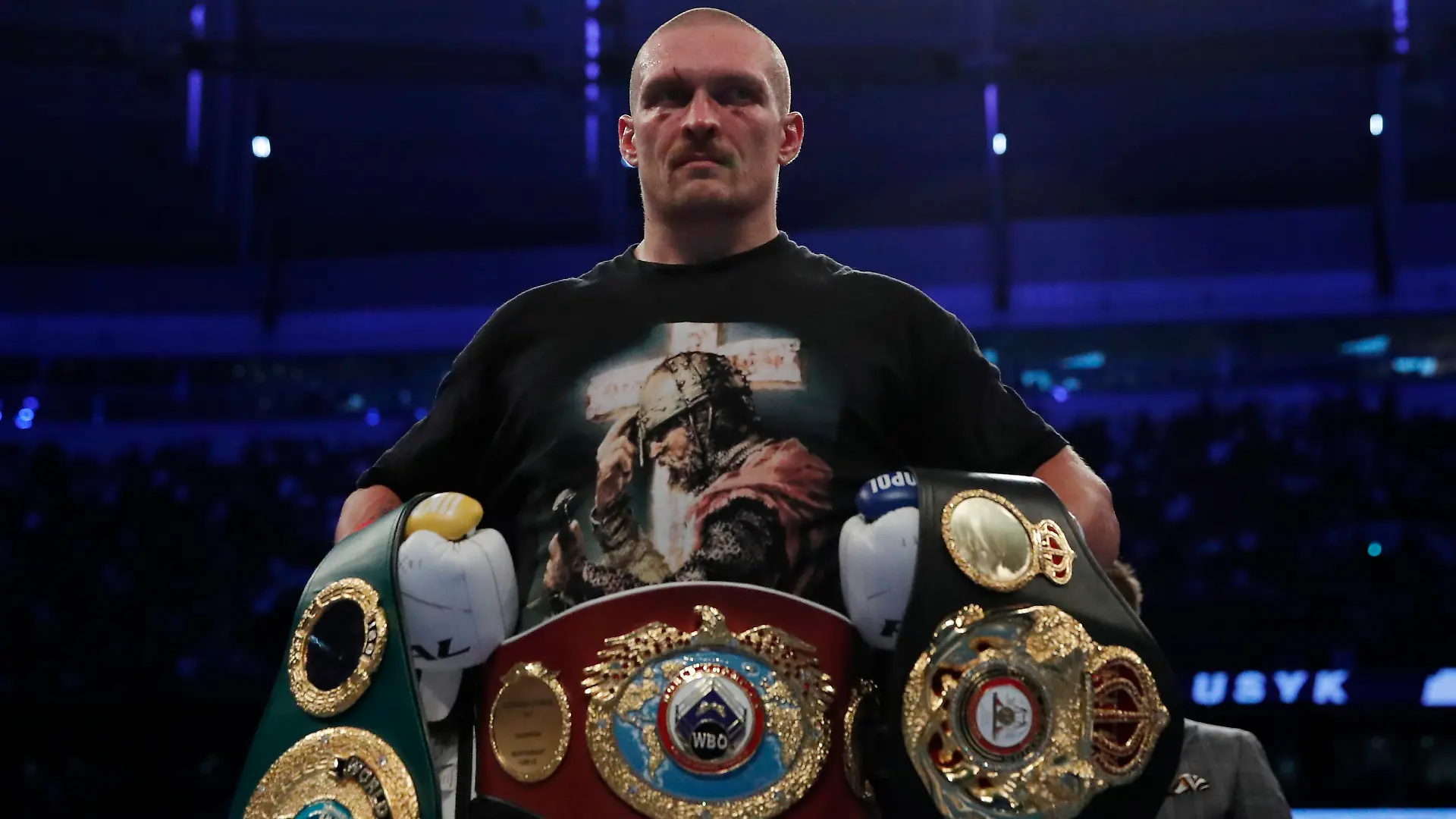 Boxing - WBA, IBF & WBO Heavyweight Titles - Anthony Joshua v Oleksandr Usyk - Tottenham Hotspur Stadium, London, Britain - September 25, 2021 Oleksandr Usyk celebrates winning his fight against Anthony Joshua Action Images via Reuters/Andrew Couldridge